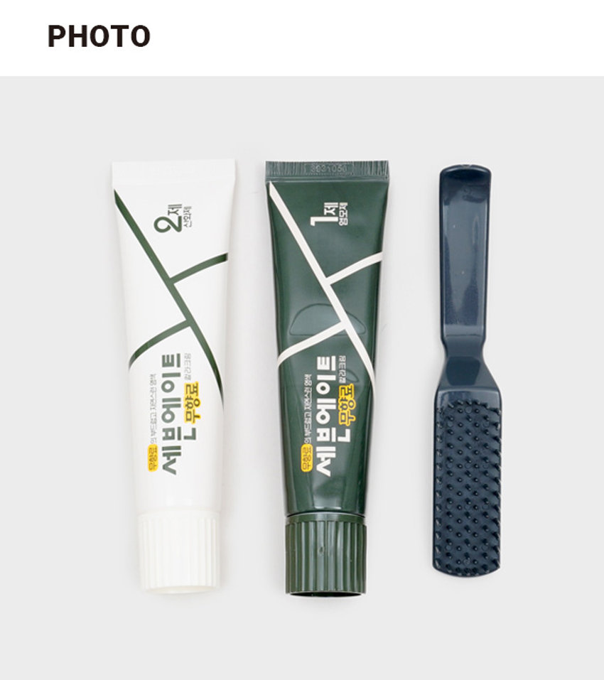 세븐에이트 염모제 돼지커버 백질 염색을 위한 자연스러운 새치커버 무향료 대표 영모제 자연스런 흑갈색 7 자극적인 냄새없이 편안하게 염색되는 세븐에이트 무향료의 부드럽고 자연스런 염색 세븐에이트 칼라크림 무향료 ₩5,000 좋은 10007 출명: 문우드있어 관심에 계산 바코드 특허 (특허 제10-0665342호) 색상이 오래 유지됩니다. 광 택 자연스런 흑갈색 무 향 료 자외선흡수성분함유 빠른염모 자연스런 백발염색 50g 동성제약 자연스런 흑갈색 PHOTO 1제 엄모제 2제 산화제 칼라크림 이트 칼라크림 이트 염색 염색 무향료 무향료 자연스런 자연스런 세븐에 세븐에 부드럽고 부드럽고 의 의 무향료 무향료SIZEg 자연스러운 새치커버 무향료 대표 자연스련 흑갈색 7 자극적인 념사없이 편안하게 염색되는 세븐에이트 무향료의 부드럽고 자연스런 염색 세븐에이트 칼라크림 무향료 \ 5,000 ■■ 계산 바코드 특허 약 18 cm 특허  0605342회 생각됩니다. 두께 약 5cm 광 택 자연스런 흑갈색 자외선흡수성분함유 무 향 료 빠른염모 자연스런 백발염색 50g 천동성제약 약 8 cm 제품의 사이즈는 재는 방법에 따라 약간의 오차가 있을 수 있으며, 제품 색상은 모니터의 설정에 따라 차이가 있을 수 있습니다. 품번:1034387 품명:세븐에이트염모제 YM (자연스런흑갈색) 제품명 세븐에이트 무향료 칼라크림 7 전성분 및 중량 (제1 제(염모제) :50g) 정제수, 글리세릴 스테아레이트, 미네랄오일, 세테아레스-20, 스테아릴알코 올, p-페닐렌디아민, 세틸알코올, 에탄올아민, 베헨트라이모늄클로라이드, m-아미노페놀, 폴리쿼터늄-6, 레조시놀, 아이소프로필알코올, 올레일알코올, 다이소듐이디티에이, 소듐설파이트, 소듐아스코베이트, 황산m-페닐렌디아민, 트레오닌, 에칠헥실메톡시신나메이트 (제2제(산화제) :50g) 정제수, 하이드로젠퍼옥사이드, 스테아릴알코올, 글리세릴스테아레이트, 세틸알코올, 세테아레스-20, 미네랄오일, 세테아레스-12, 다이소듐디티에이, 포스포릭애씨드, 소듐스타네이트, 테트라소듐파이로포스페이트 효능·효과 모발의 염모(자연스런 흑갈색) 용법·용량 제1제 50g에 대하여 제2제 50g의 비율로 사용직전에 잘 섞은 후 모발에 균등히 바른다. 5~15분 (표준방치시간 : 7~8분) 후에 미지근한 물로 잘 헹군 후 비누나 샴푸로 깨끗이 씻고 마지막에 따뜻한 물로 충분히 헹군다. 용량은 모발의 양에 따라 적절히 증감한다. 사용시의 주의사항 1) 화장품 사용 시 또는 사용 후 직사광선에 의하여 사용부위가 붉은 반점, 부어오름 또는 가려움증 등의 이상증상이나 부작용이 있는 경우 전문의 등과 상담할 것 2) 상처가 있는 부위 등에는 사용을 자제할 것 3) 눈에 접촉을 피하고 눈에 들어갔을 때에는 즉시 씻어낼 것 4) 보관 및 취급 시의 주의사항 가) 어린이의 손이 닿지 않는 곳에 보관할 것 나) 직사광선을 피해서 보관할 것 염색 시 알레르기 발생 가능성이 있으므로 사용상 주의사항에 따라 염색 전 피부시험(Patch Test)를 실시하고 사용하시기 바랍니다 저장방법 기밀용기, 실온보관 (1 ~ 30°C)