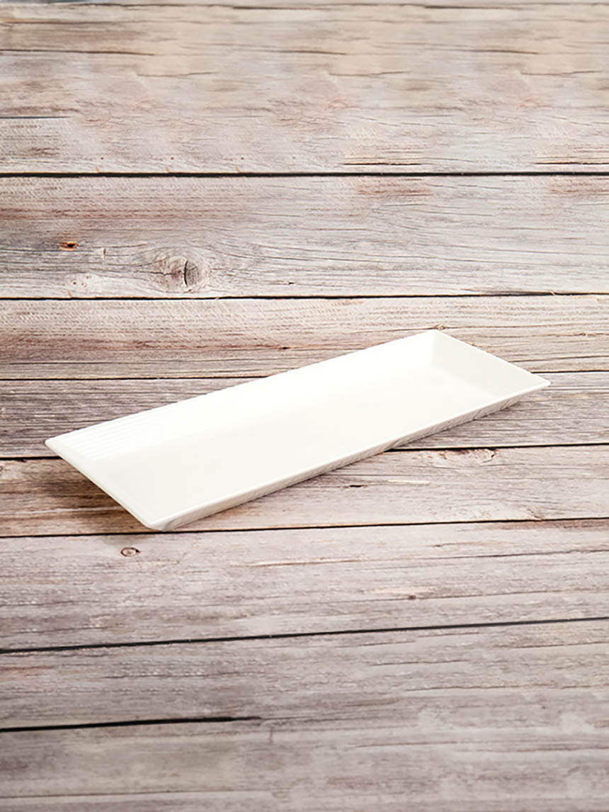 다이소 화이트 스트라이프 생선 접시 31.5cm