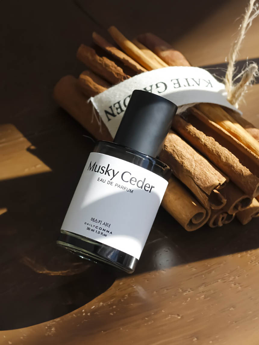 데일리콤마 오 드 퍼퓸 30 ml 머스키시더