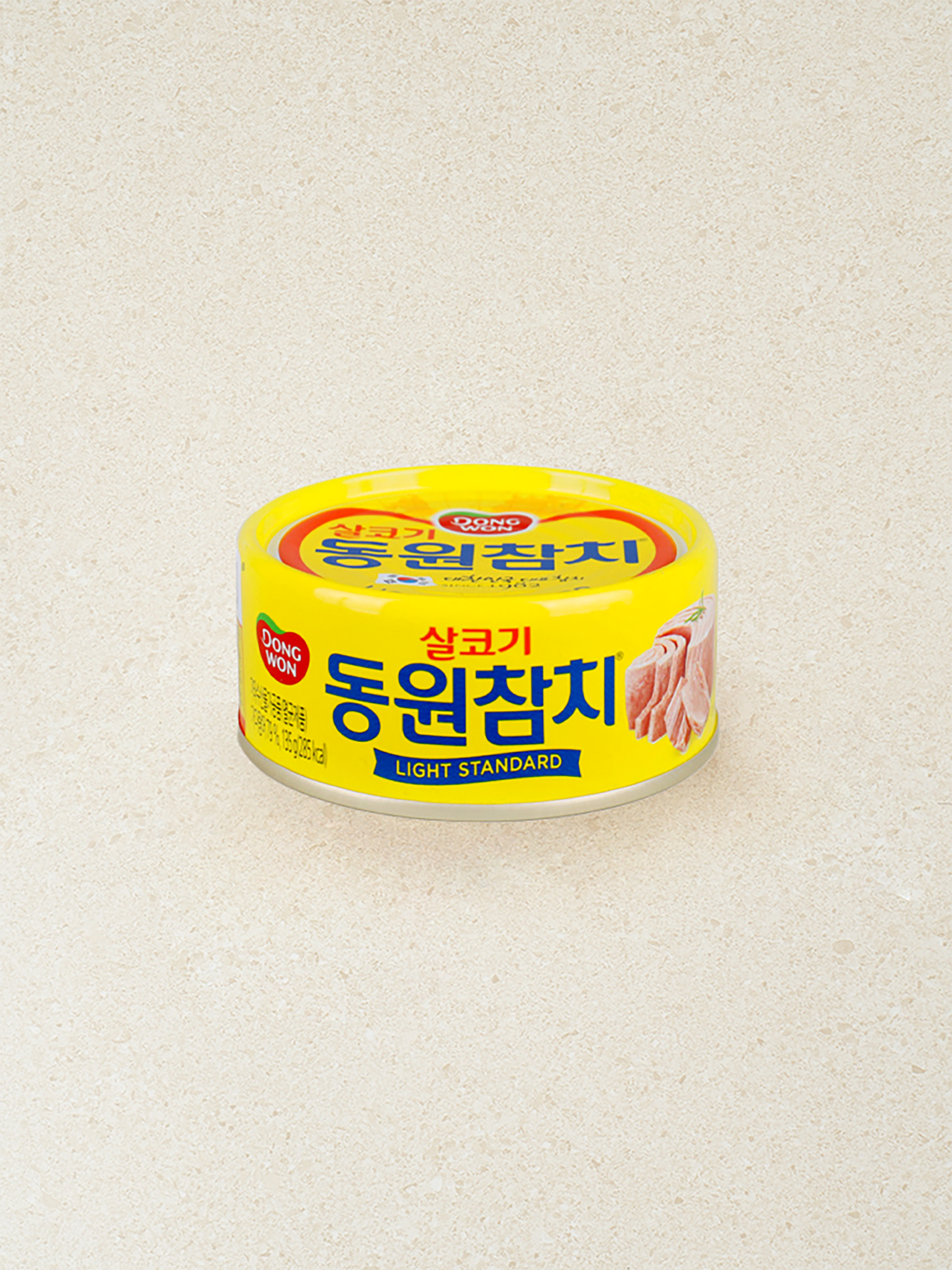 Тунец Dongwon Light Standard 135 г