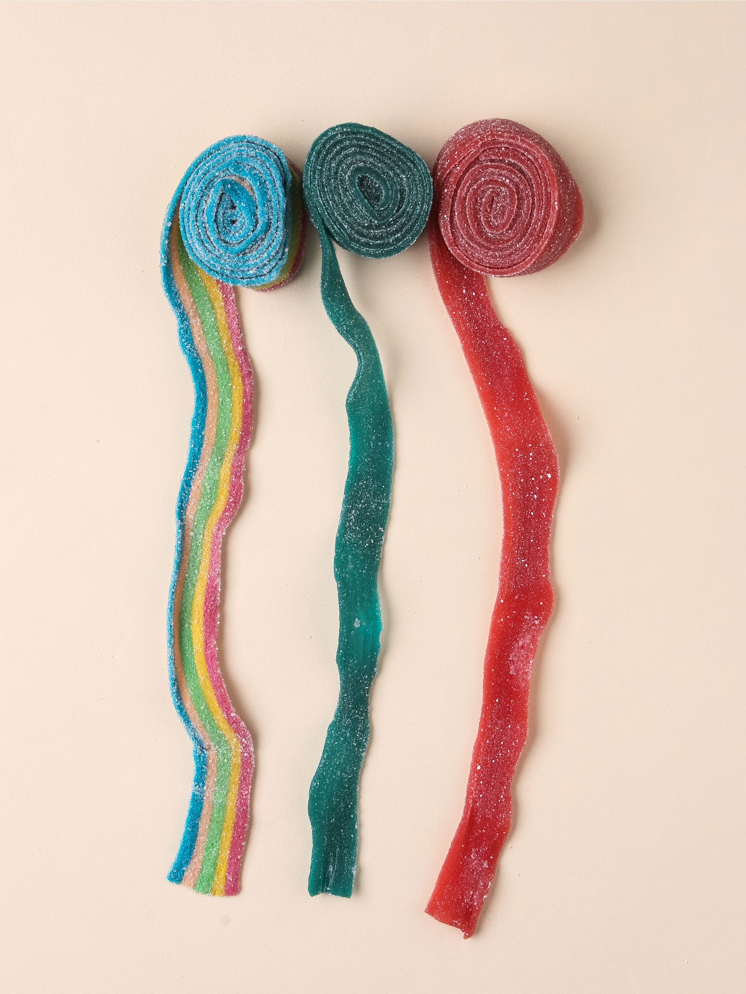 Кислая жевательная лента Sour Roll the Belt Rainbow 40 г