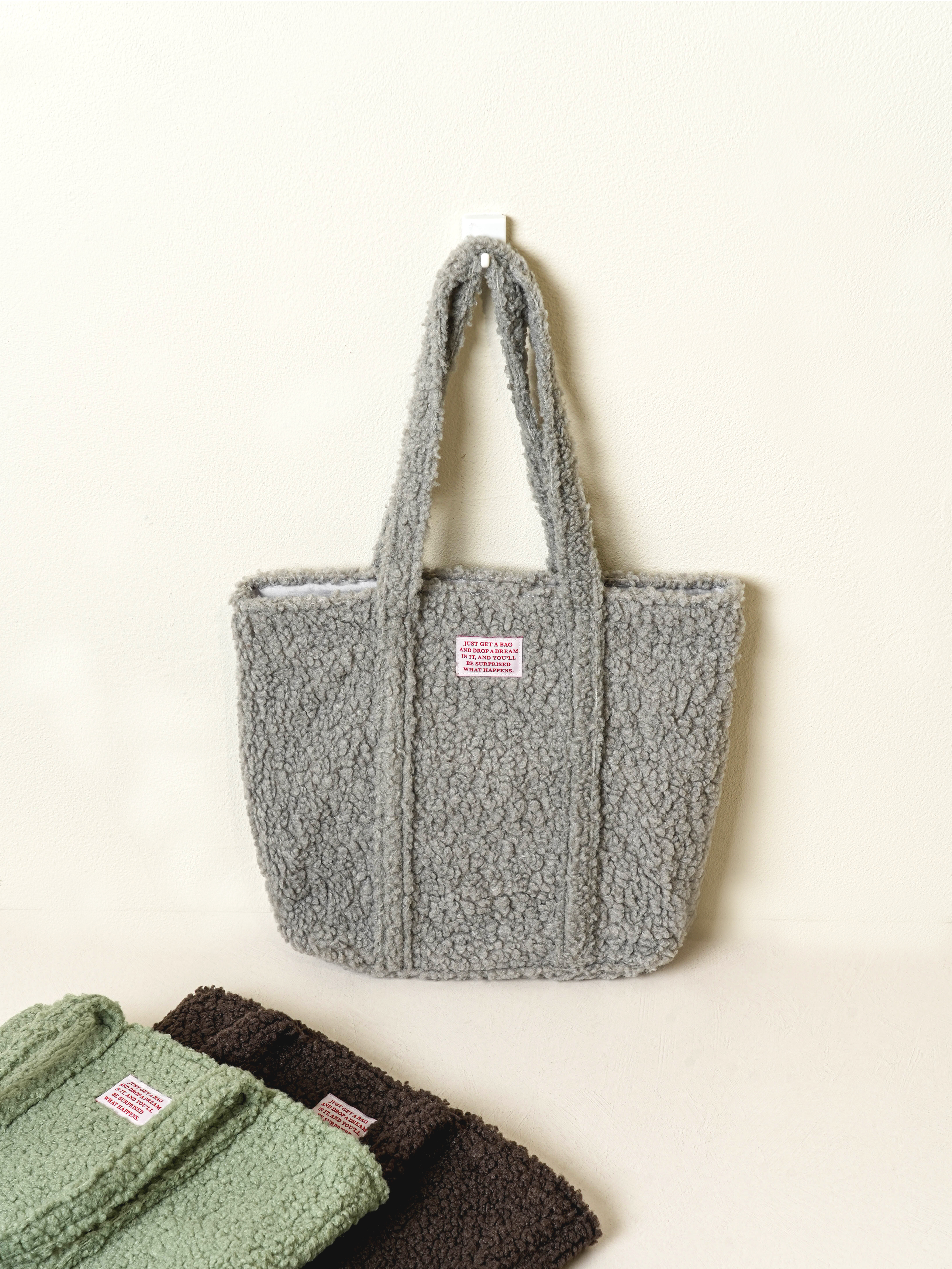 레터링 라벨 뽀글이 대형 가방