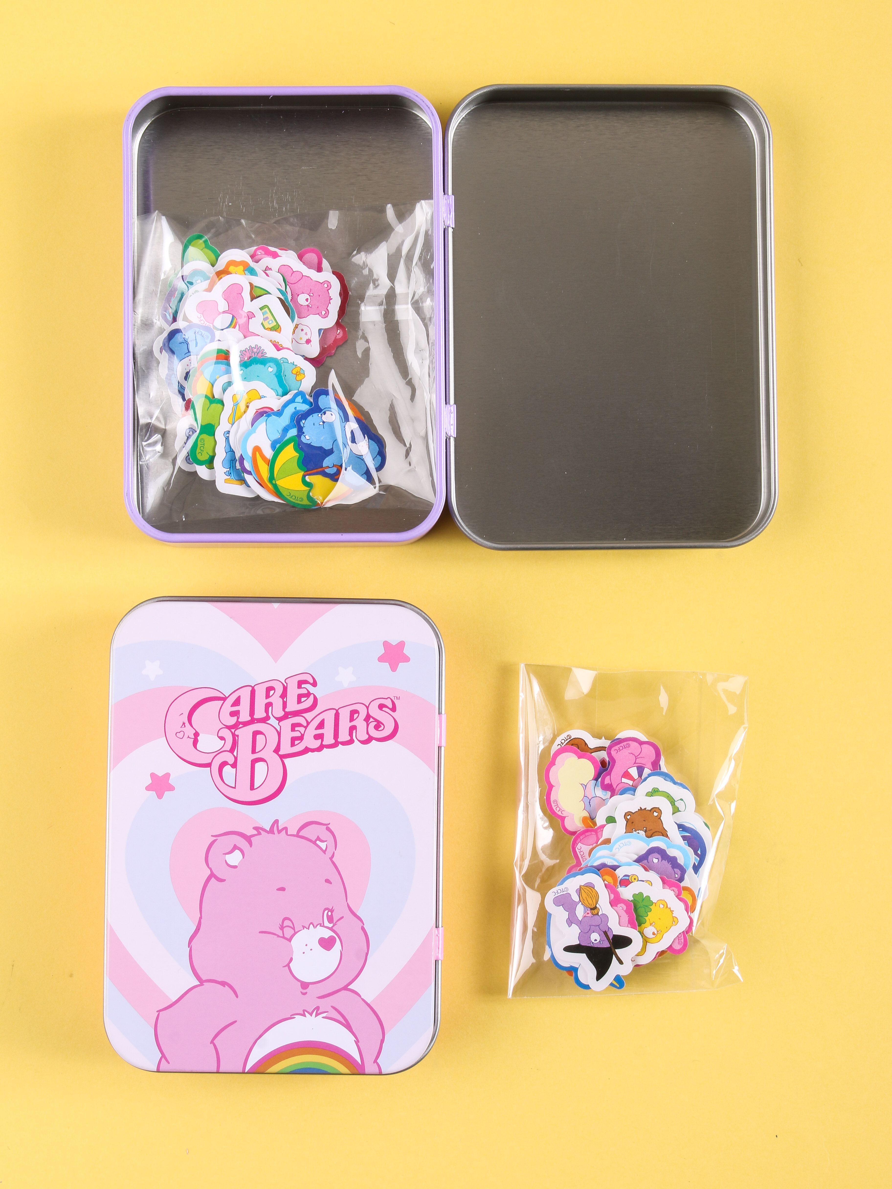 Набор стикеров в жестяной коробке Care Bears