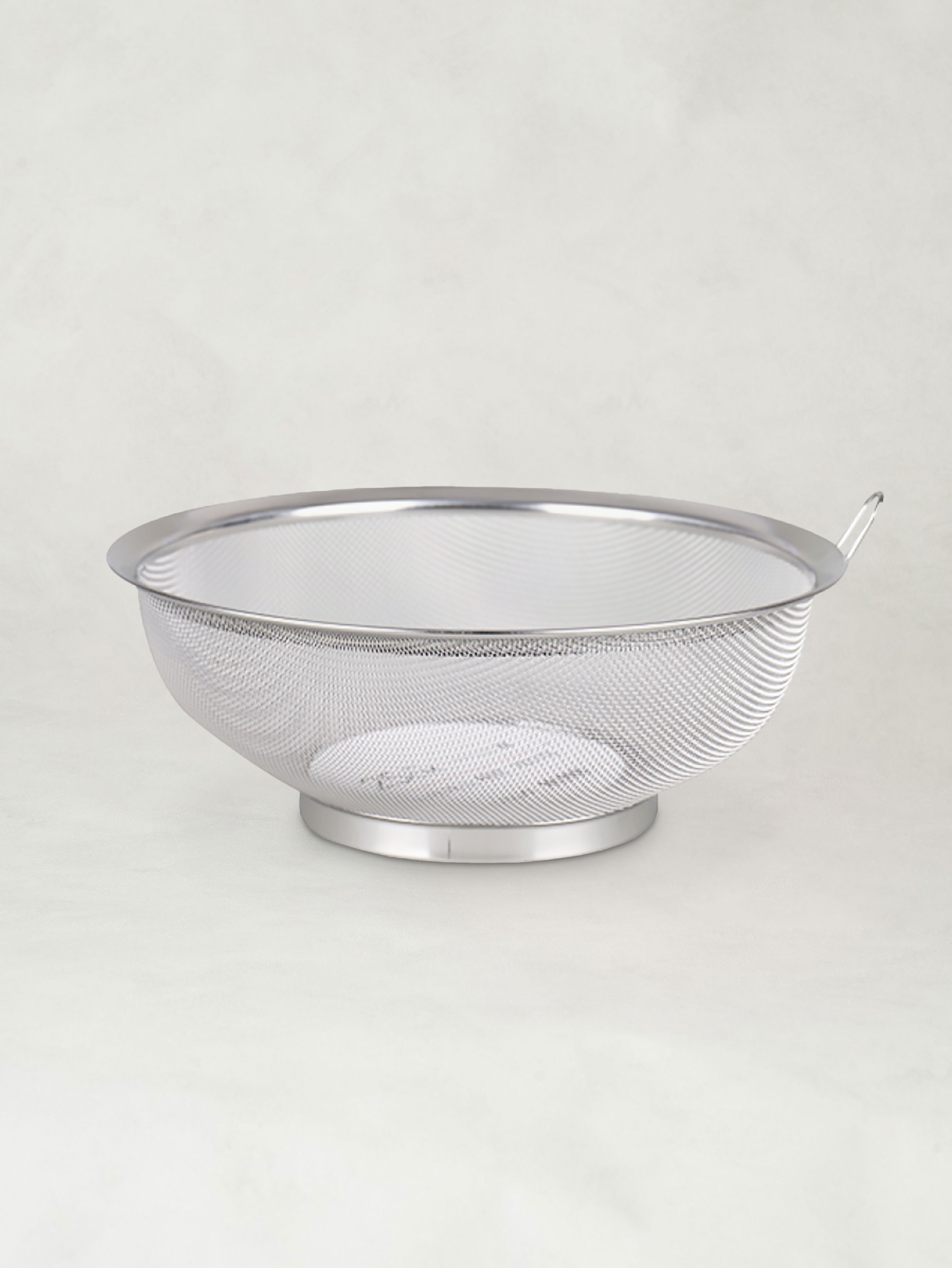 넓은 테두리 고리 부착 채반 대 25cm