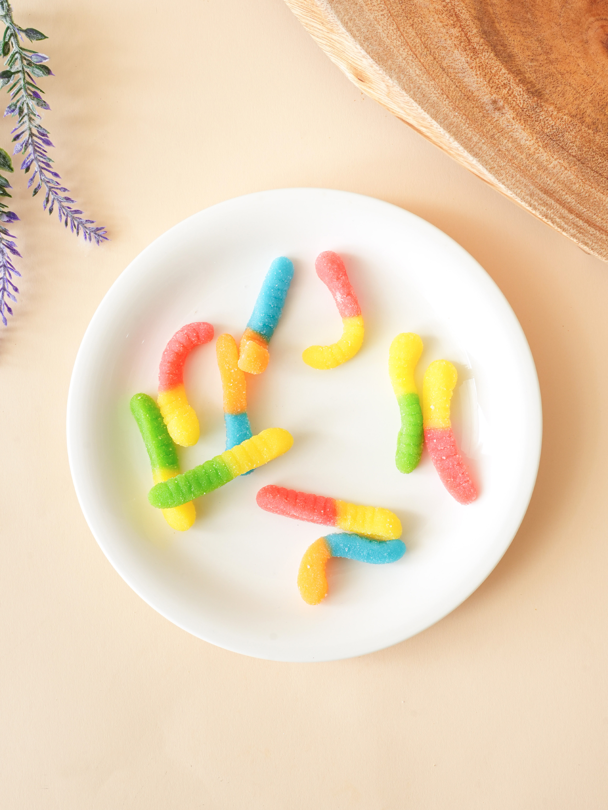 사우어 미니 네온 웜즈 구미 90 g