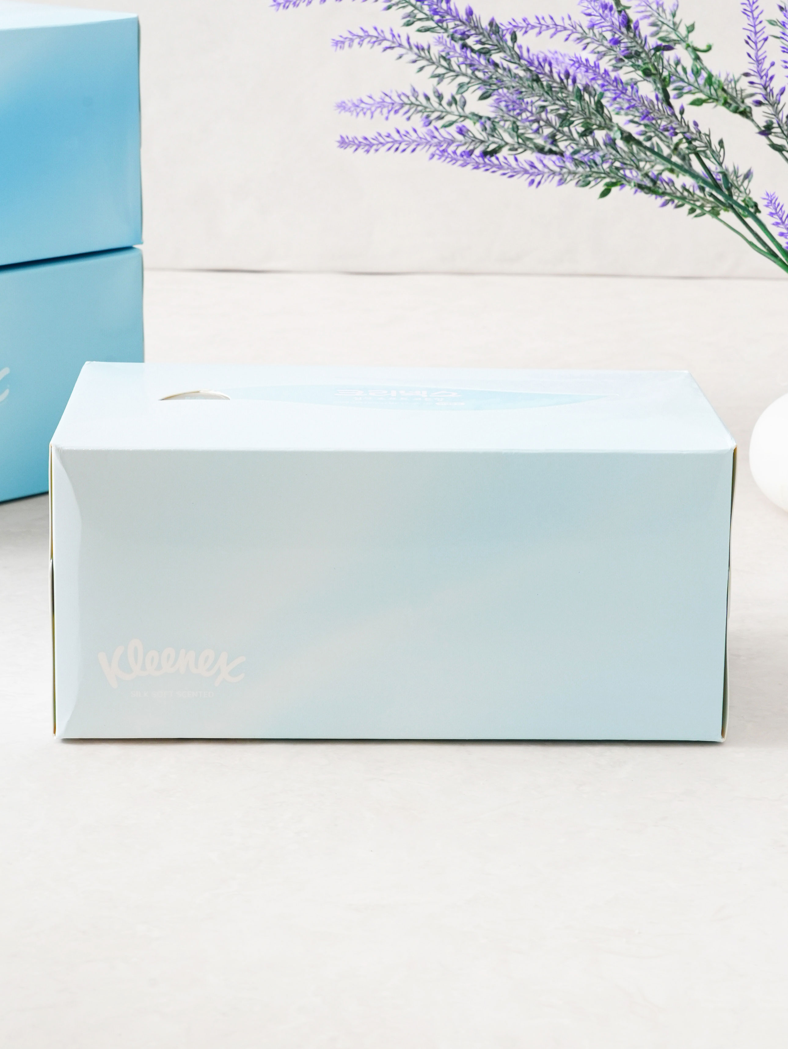 Kleenex Silk Soft 200 шт (аромат хлопка)
