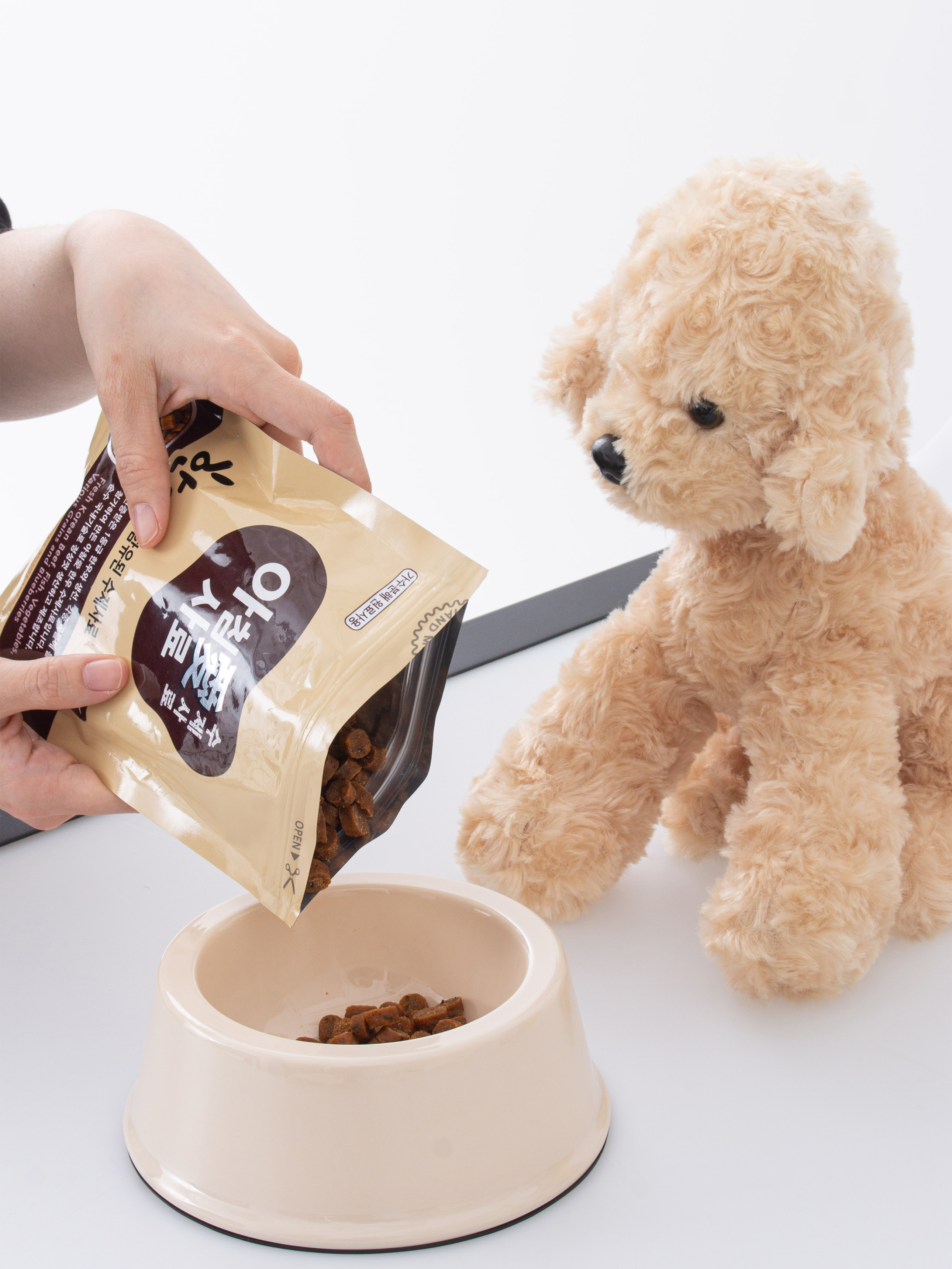 [펫] 아침애 수제 사료 한우 200 g (10g당 100원)