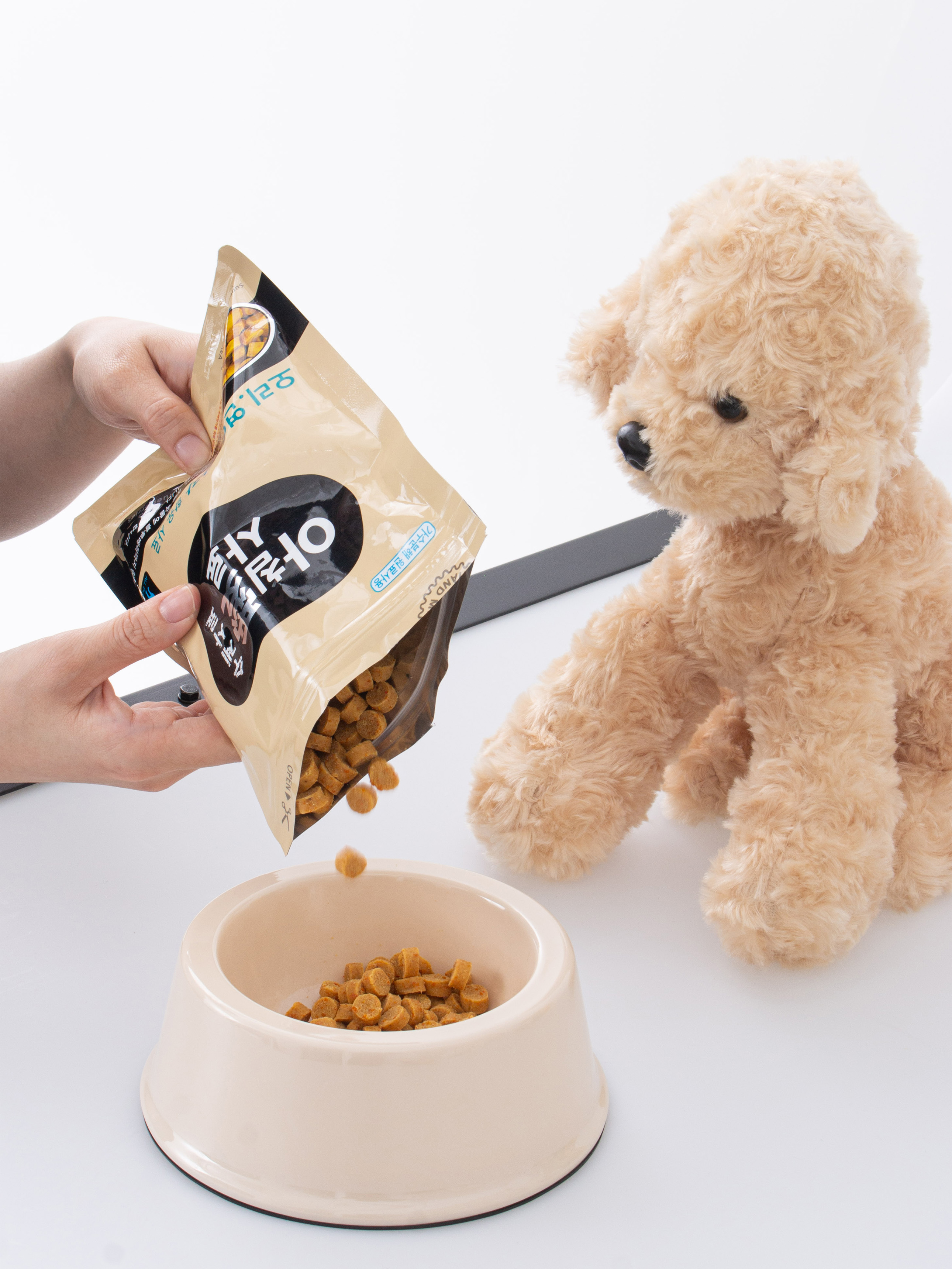 [펫] 아침애 수제 사료 오리연어감자 200 g (10g당 100원)