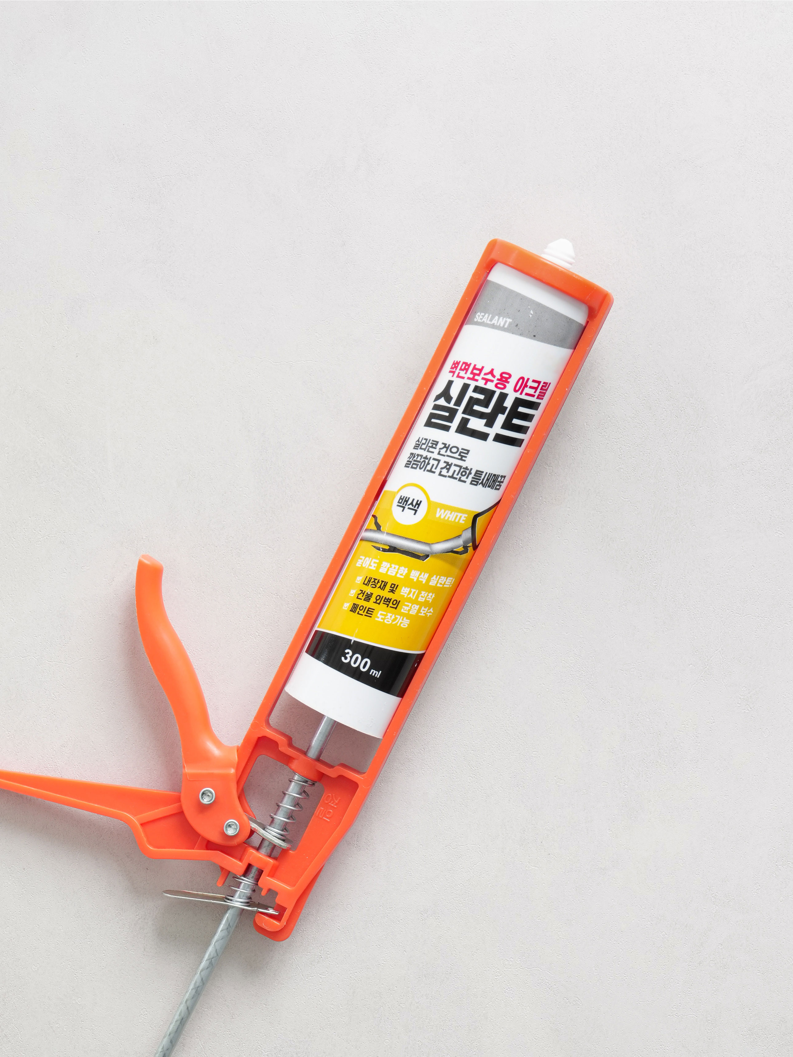 아크릴 실란트 백색 300 ml