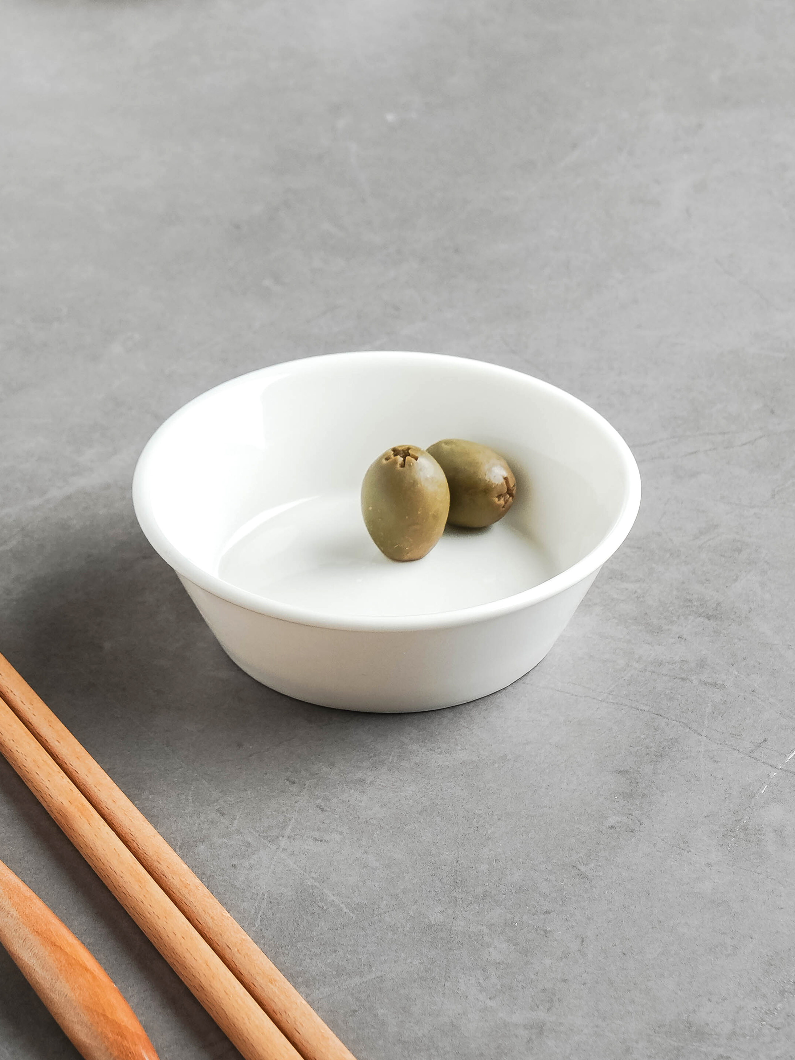 화이트 V형 종지 9.5 cm