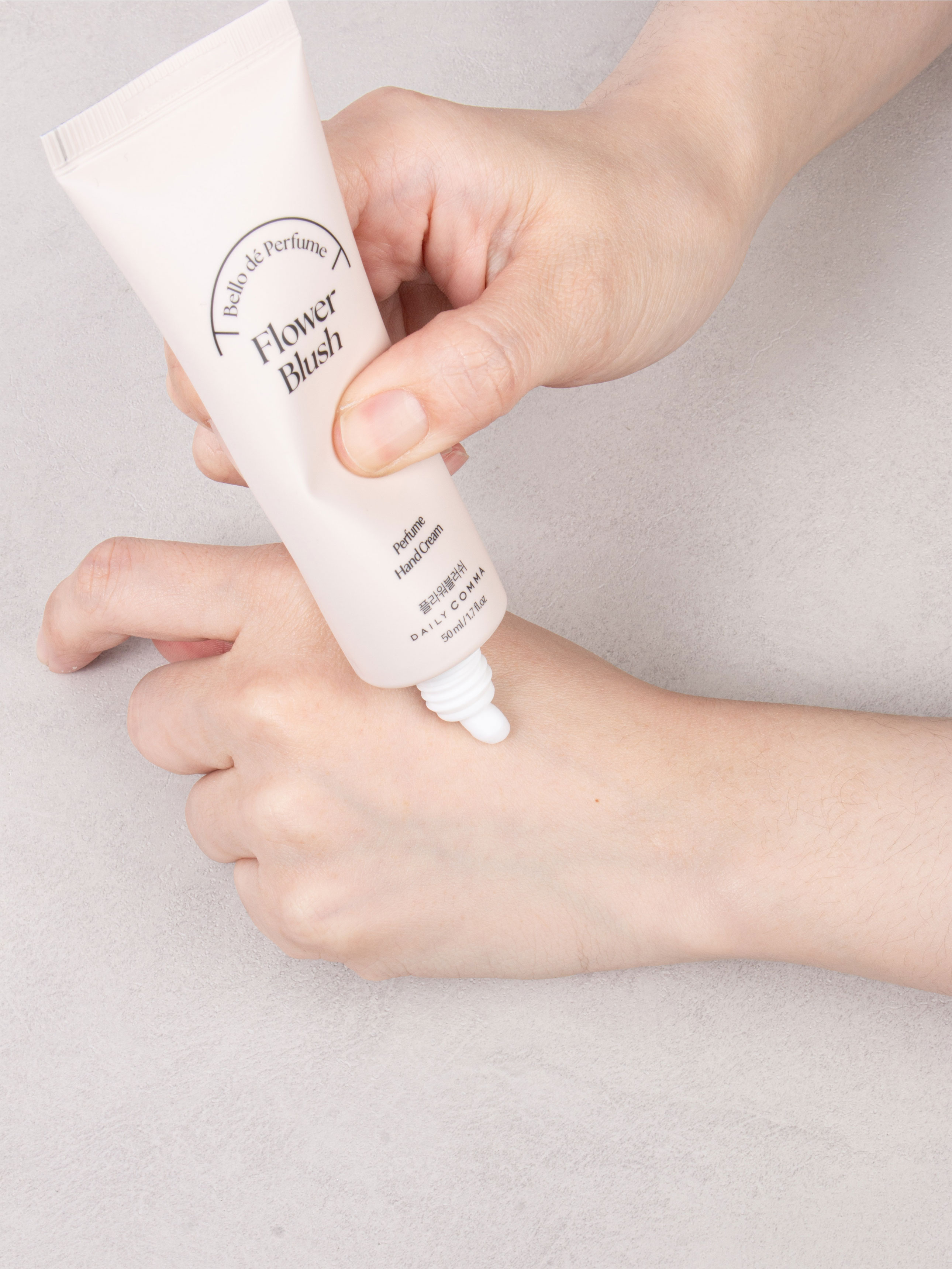 데일리콤마 벨로 드 퍼퓸 핸드크림 플라워블러쉬 50 ml