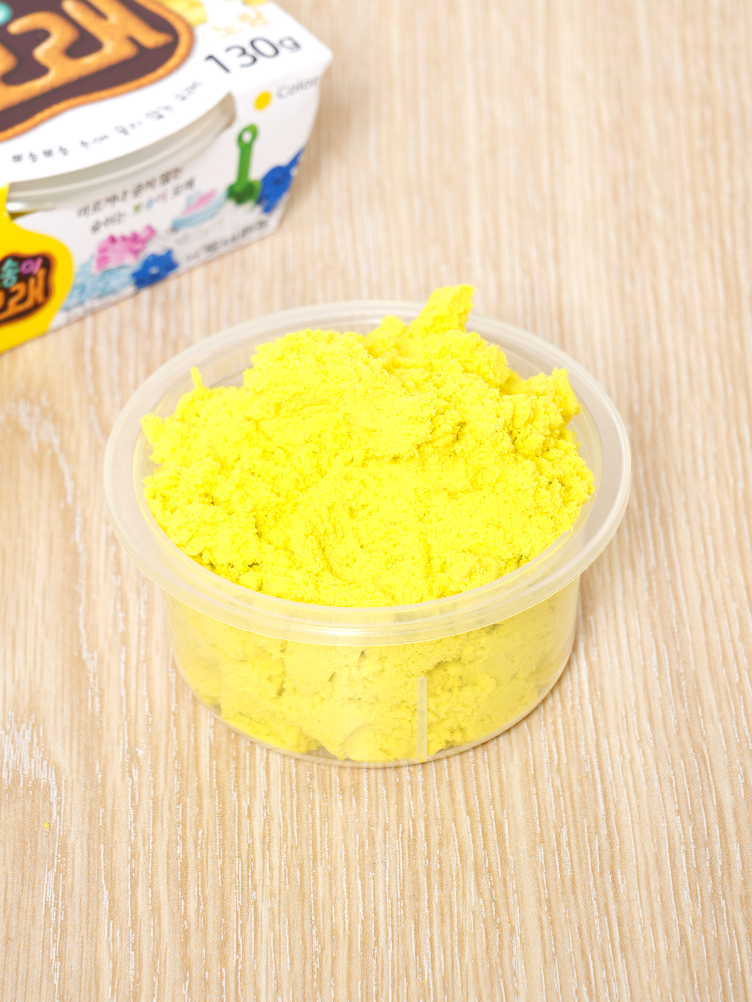 뽀송이 모래 노랑 130 g