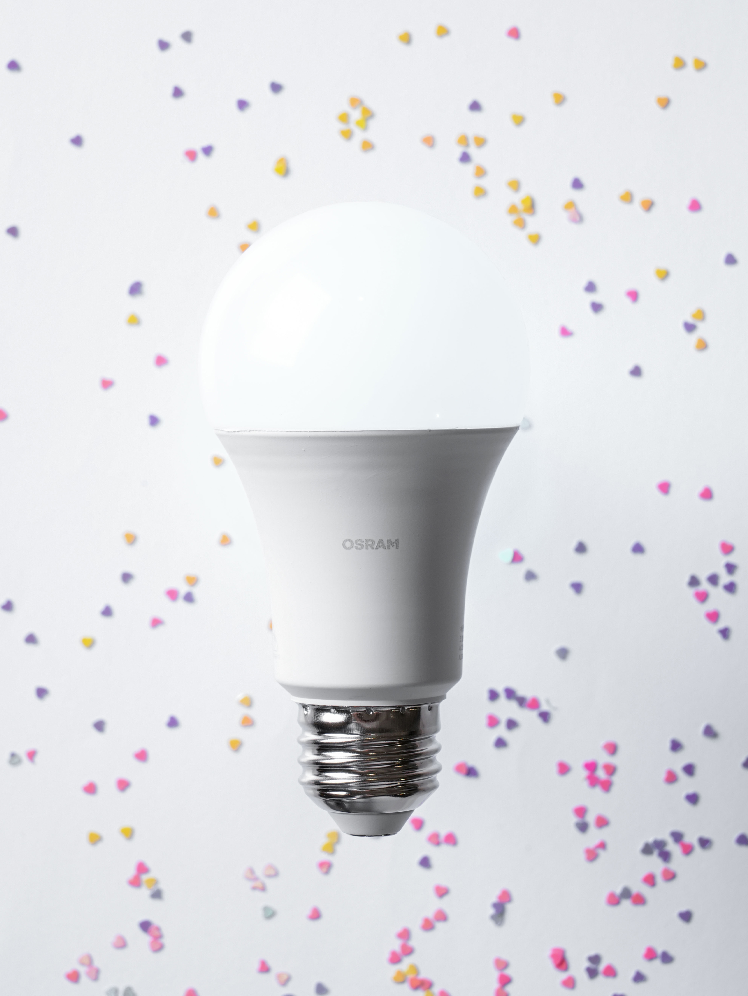 오스람 LED 전구 주광색 8 W