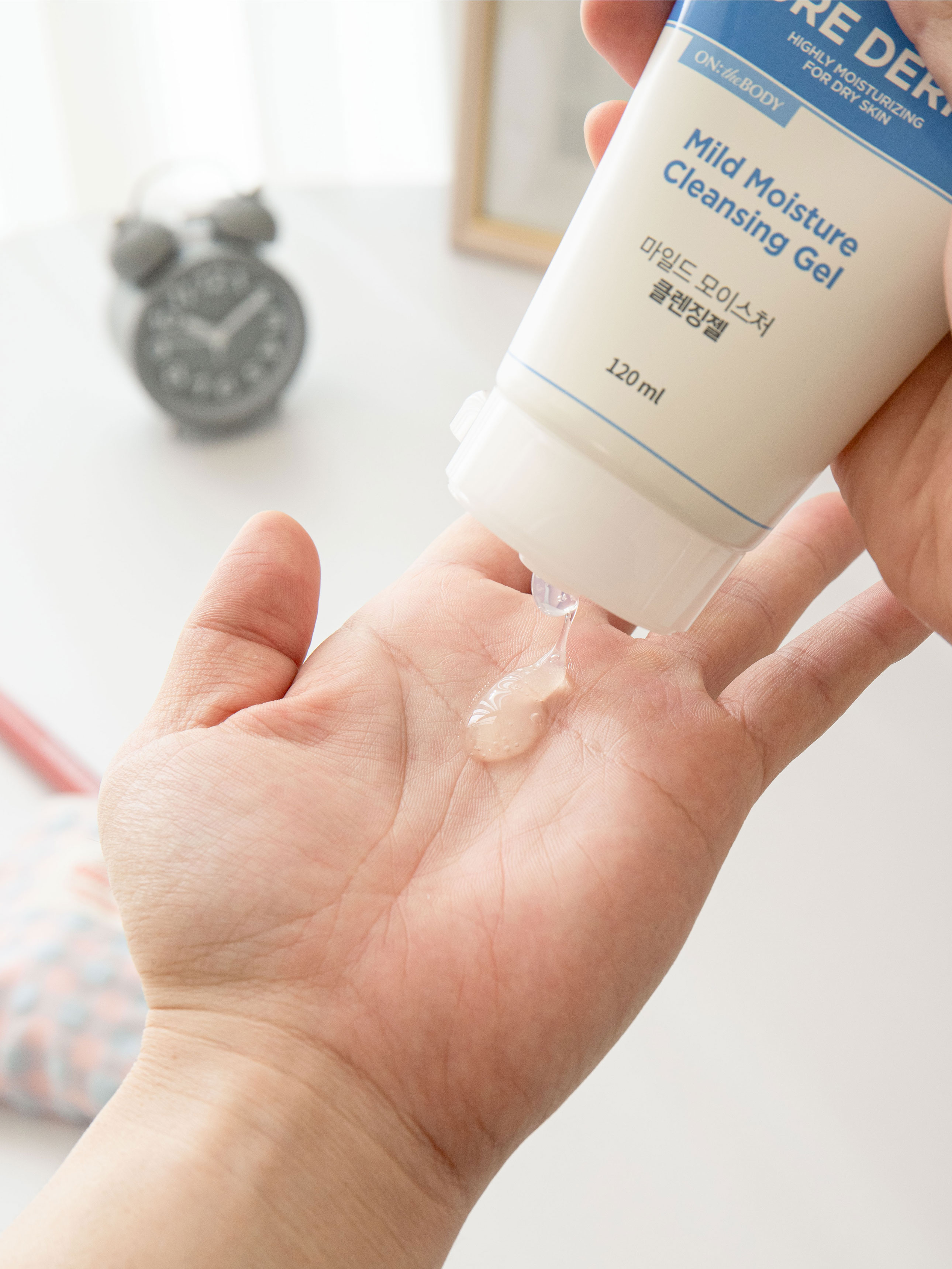 온더바디 퓨어더마 마일드 모이스처 클렌징 젤 120 ml