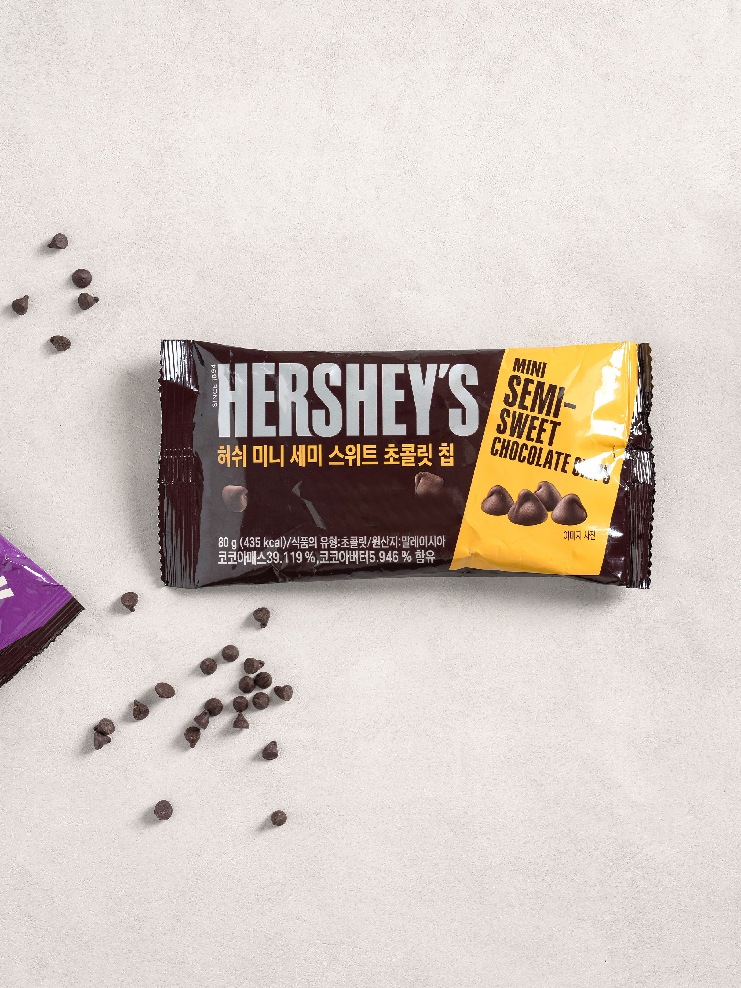 Шоколадные чипсы Hershey's полусладкие мини 80 г