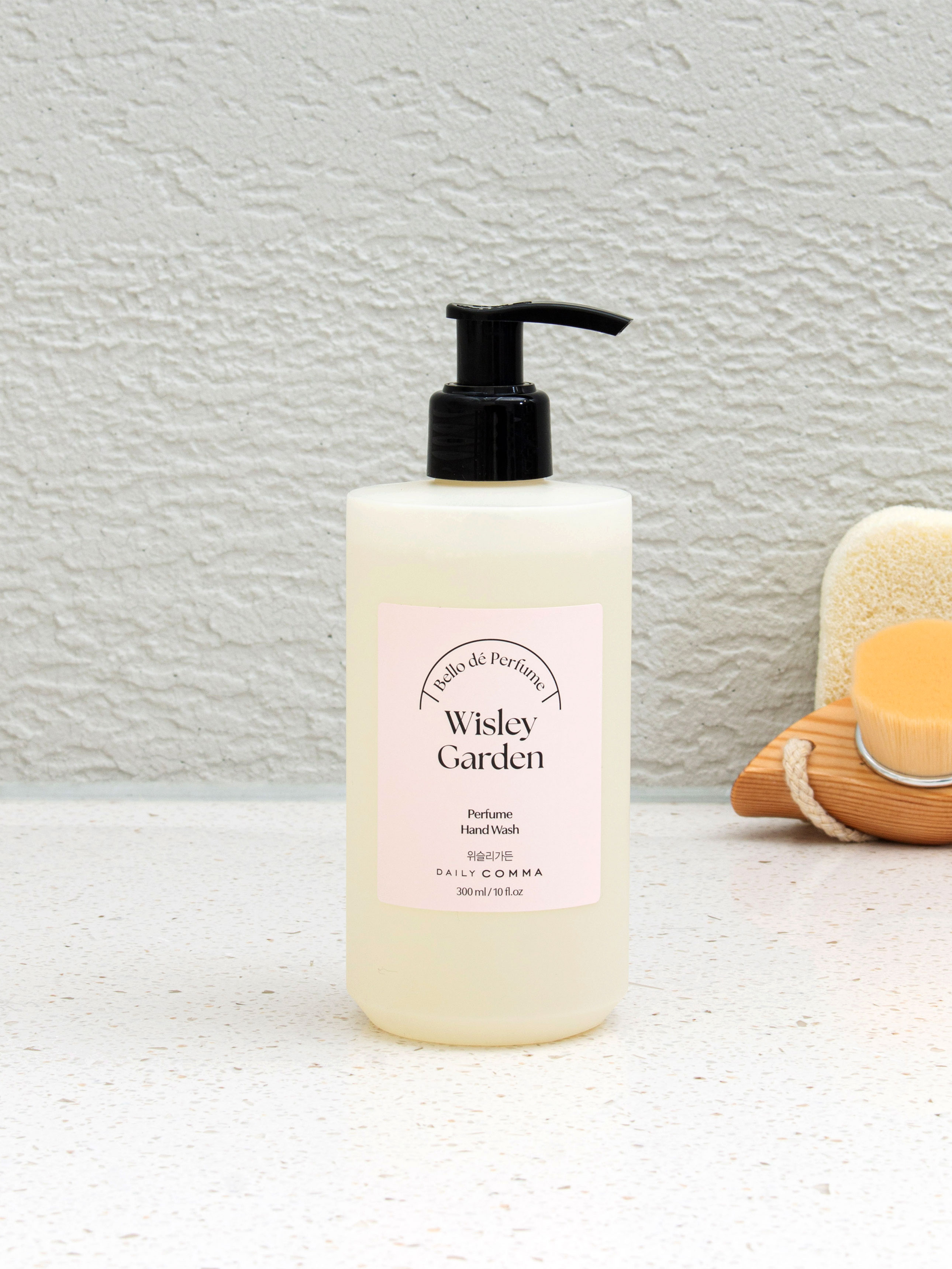 데일리콤마 벨로 드 퍼퓸 핸드 워시 300 ml 위슬리가든