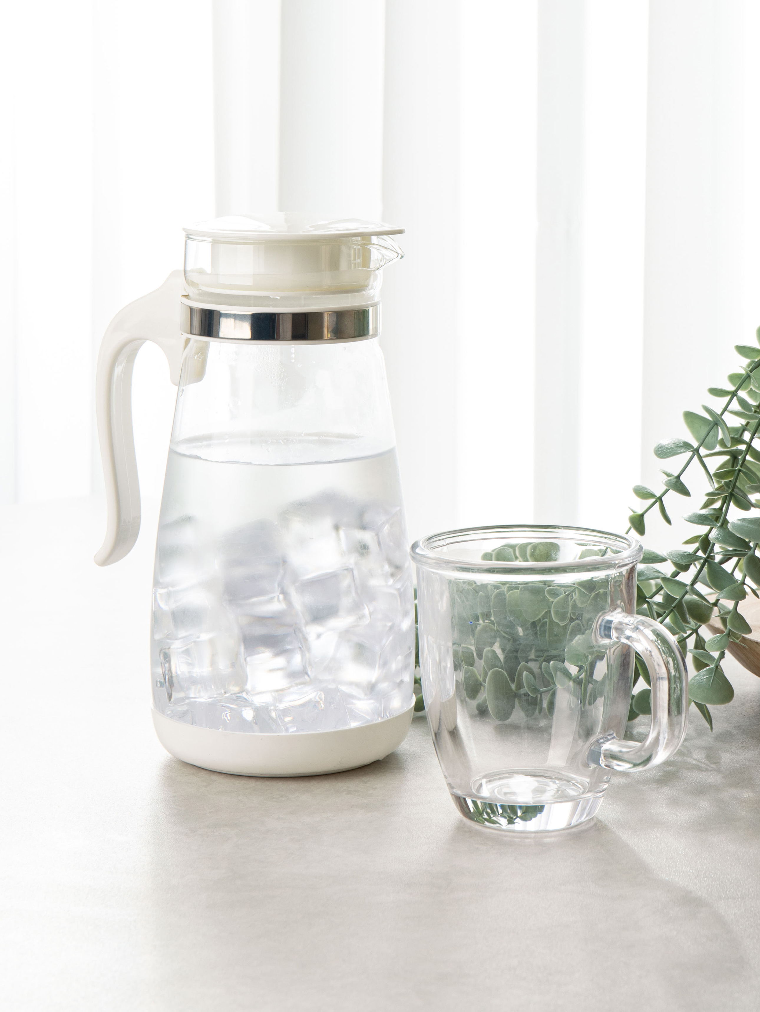 손잡이 내열 유리 물병 1.5 L
