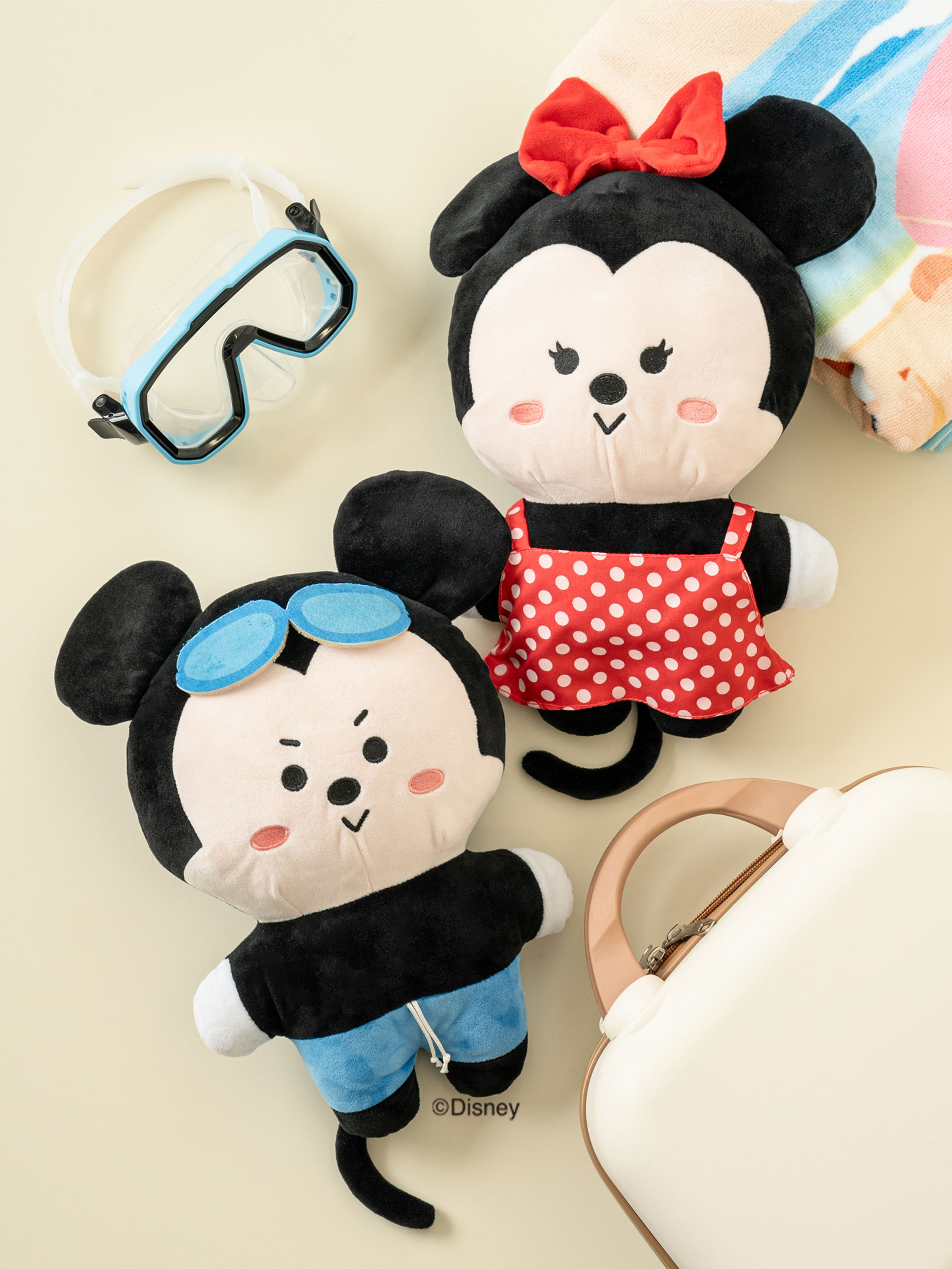 Стоячая фигурка Disney Mickey Friends Плавание