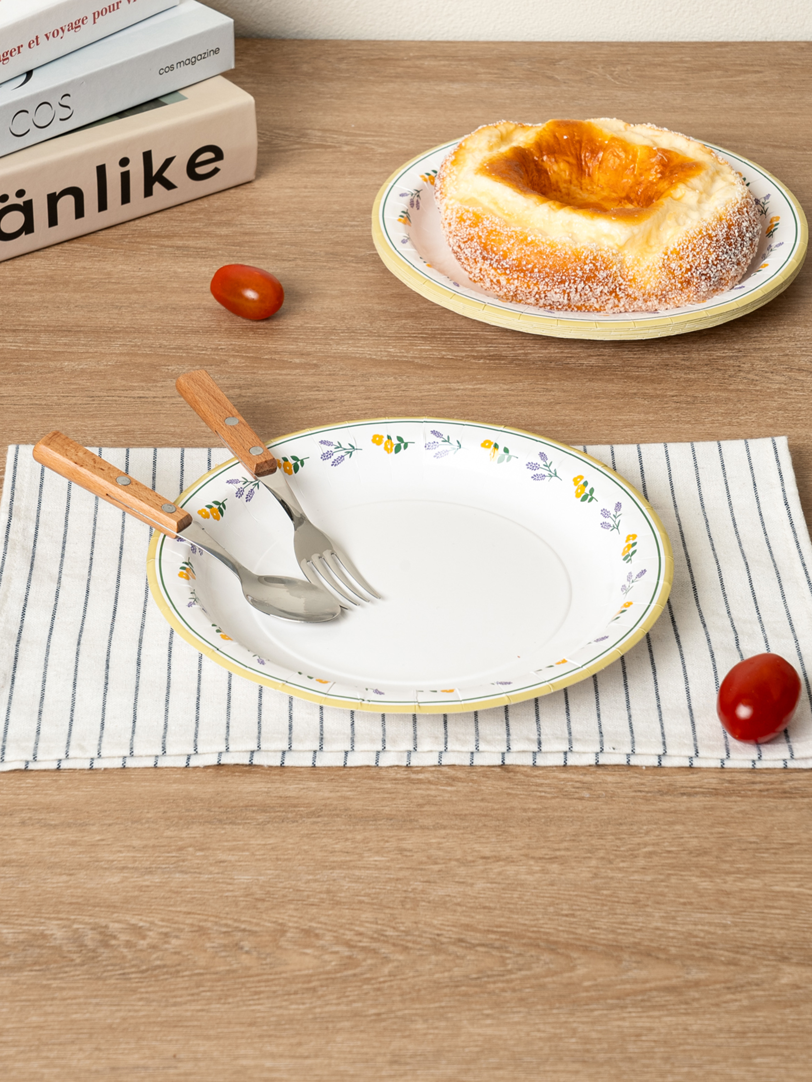 Бумажные тарелки с рисунком 8 шт. (~22.5 см)