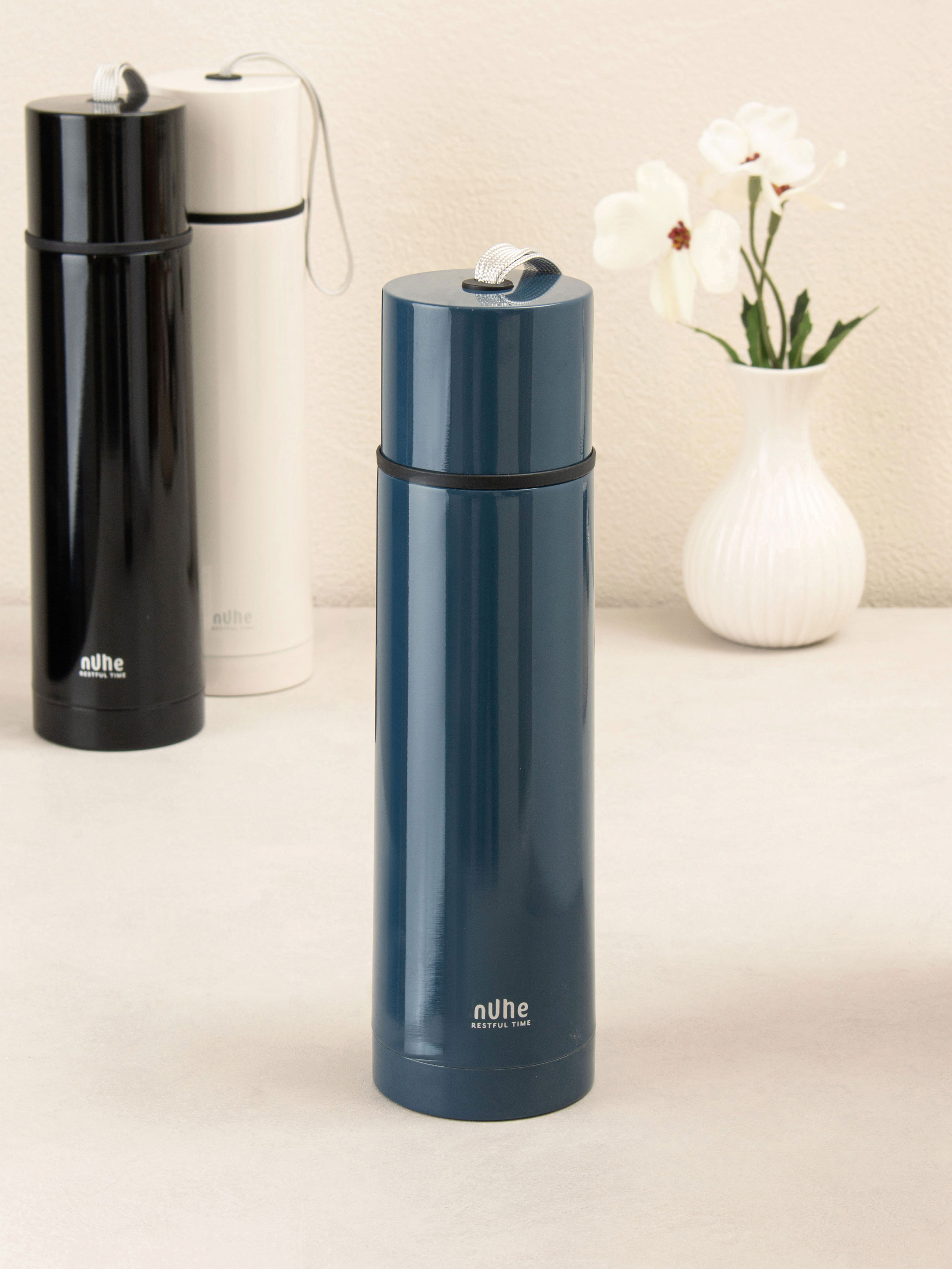 손잡이 끈 달린 보온병 470 ml
