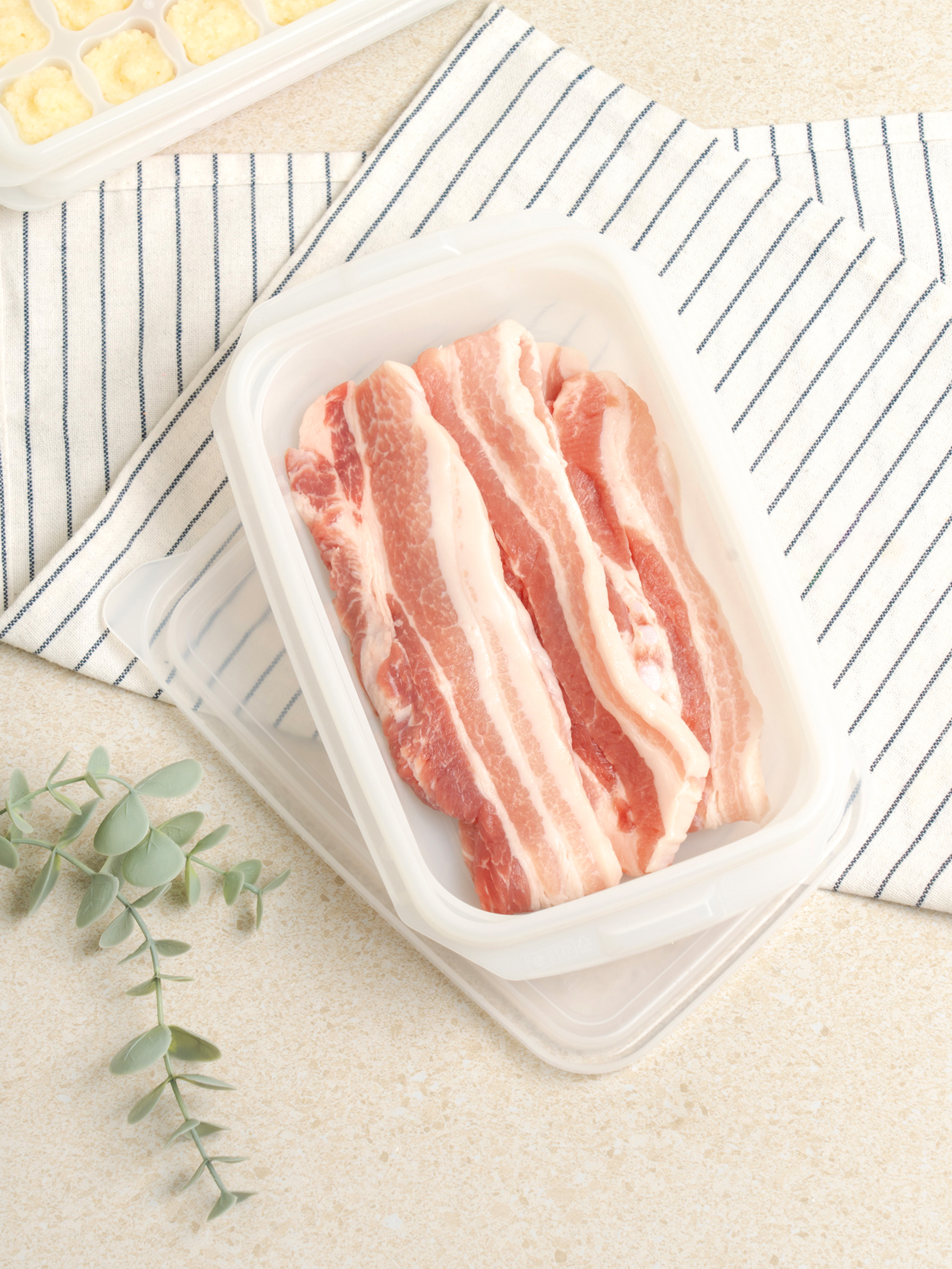 바닥을 누르면 쏙 빠지는 알알이쏙 용기 600ml X 1구
