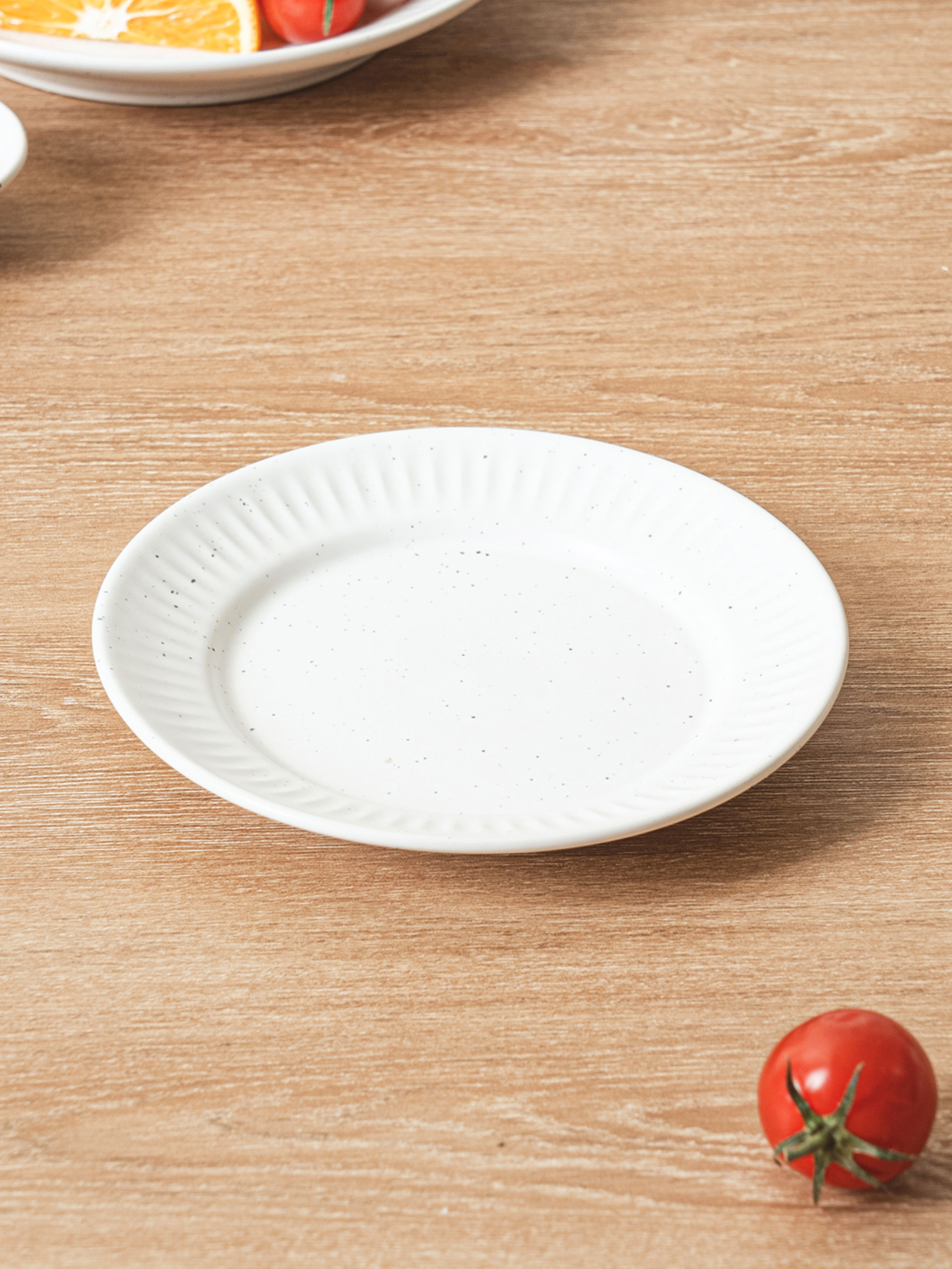 무광 파스텔 줄무늬 양각 접시 13.5 cm