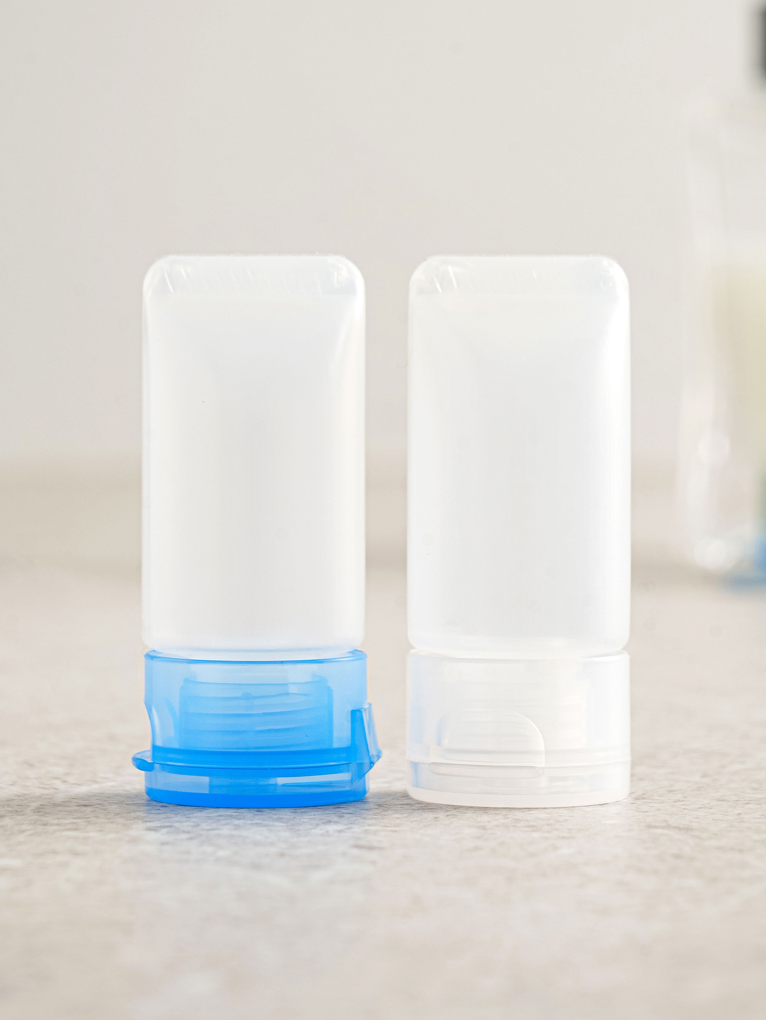 일본제 원터치식 튜브형 화장수 용기 22 ml 2개입