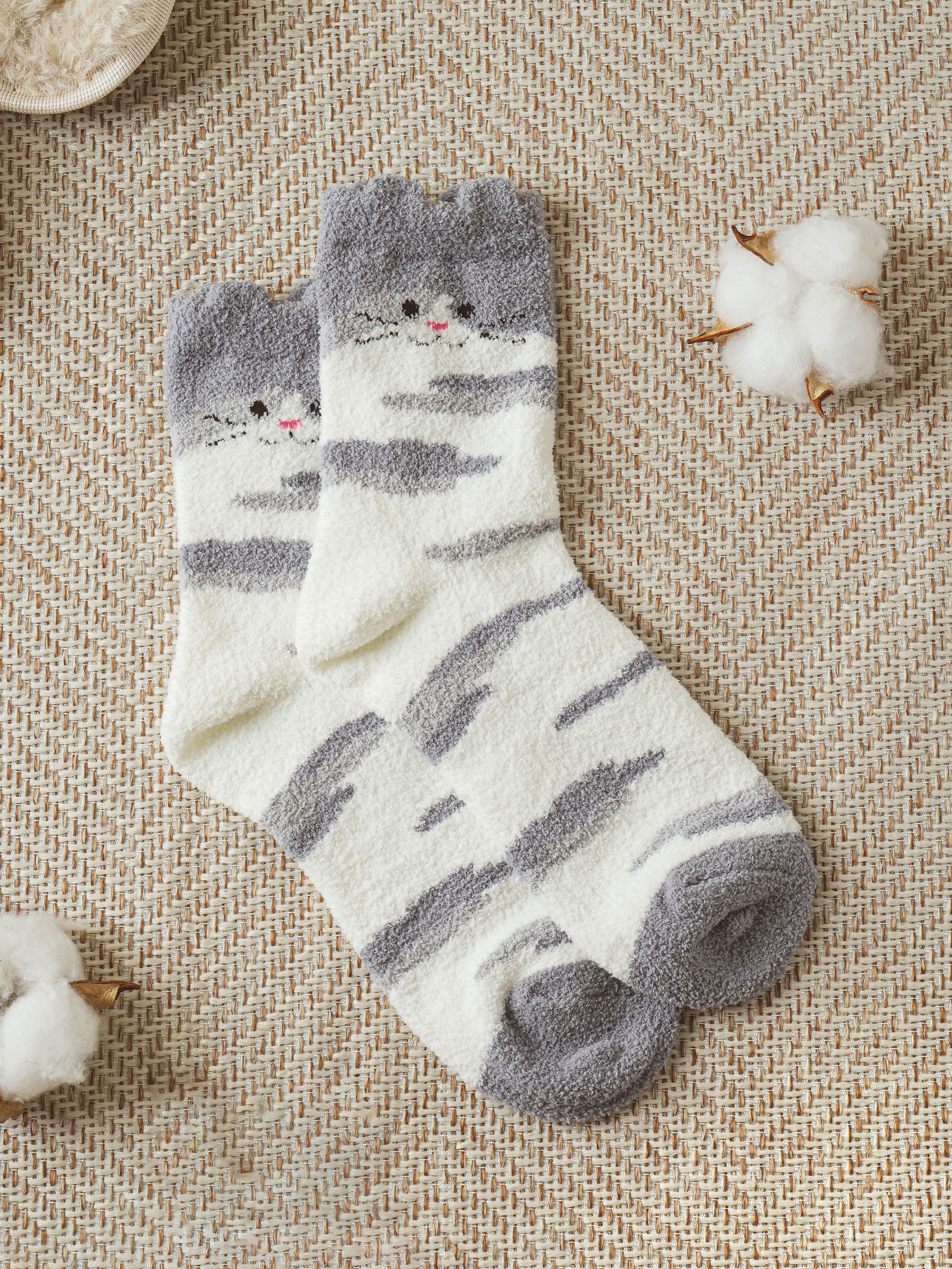 Махровые носки Kikiya Socks Семья кошек серые