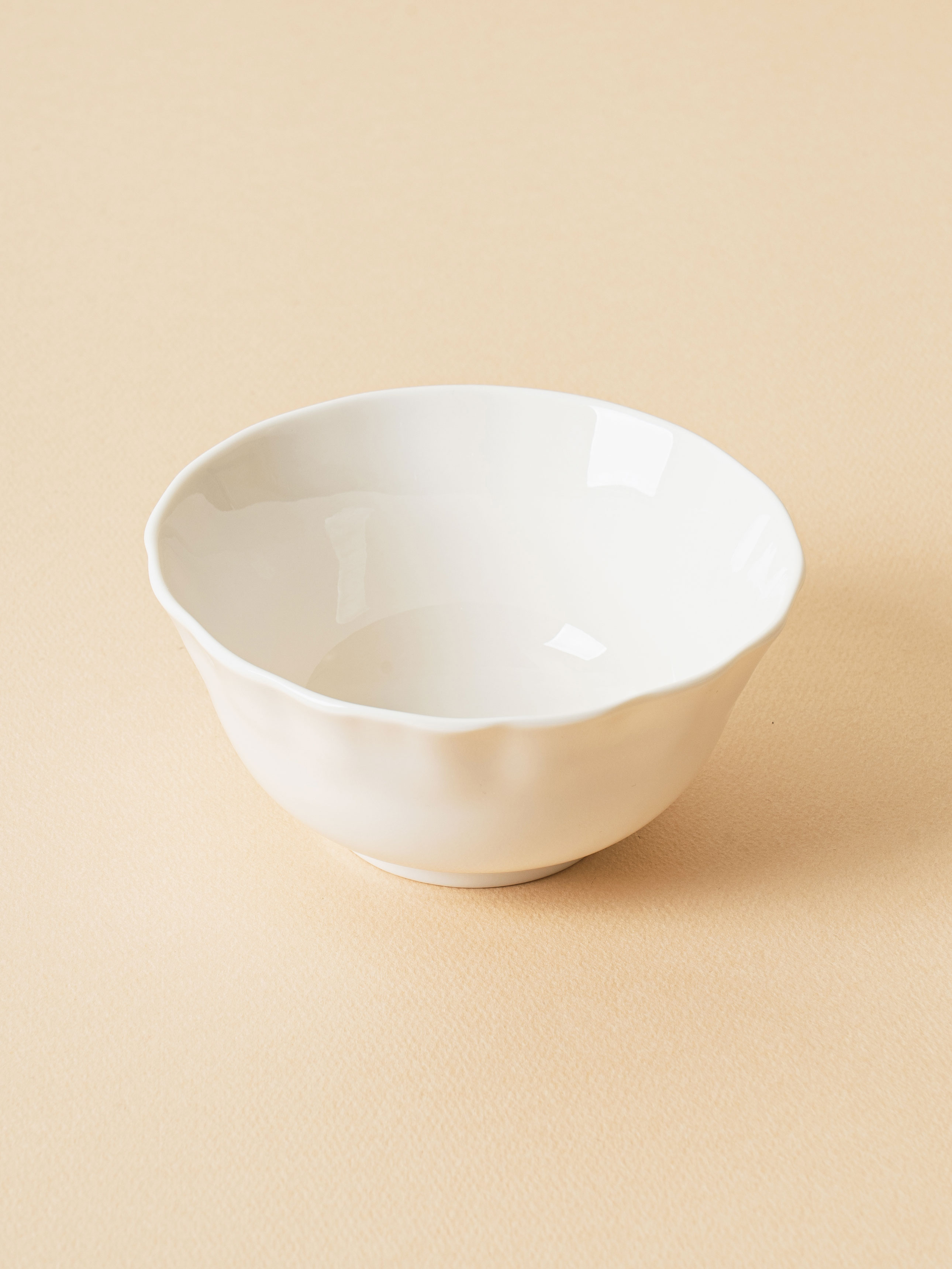 화이트 물결 라인 대접 13.5 cm