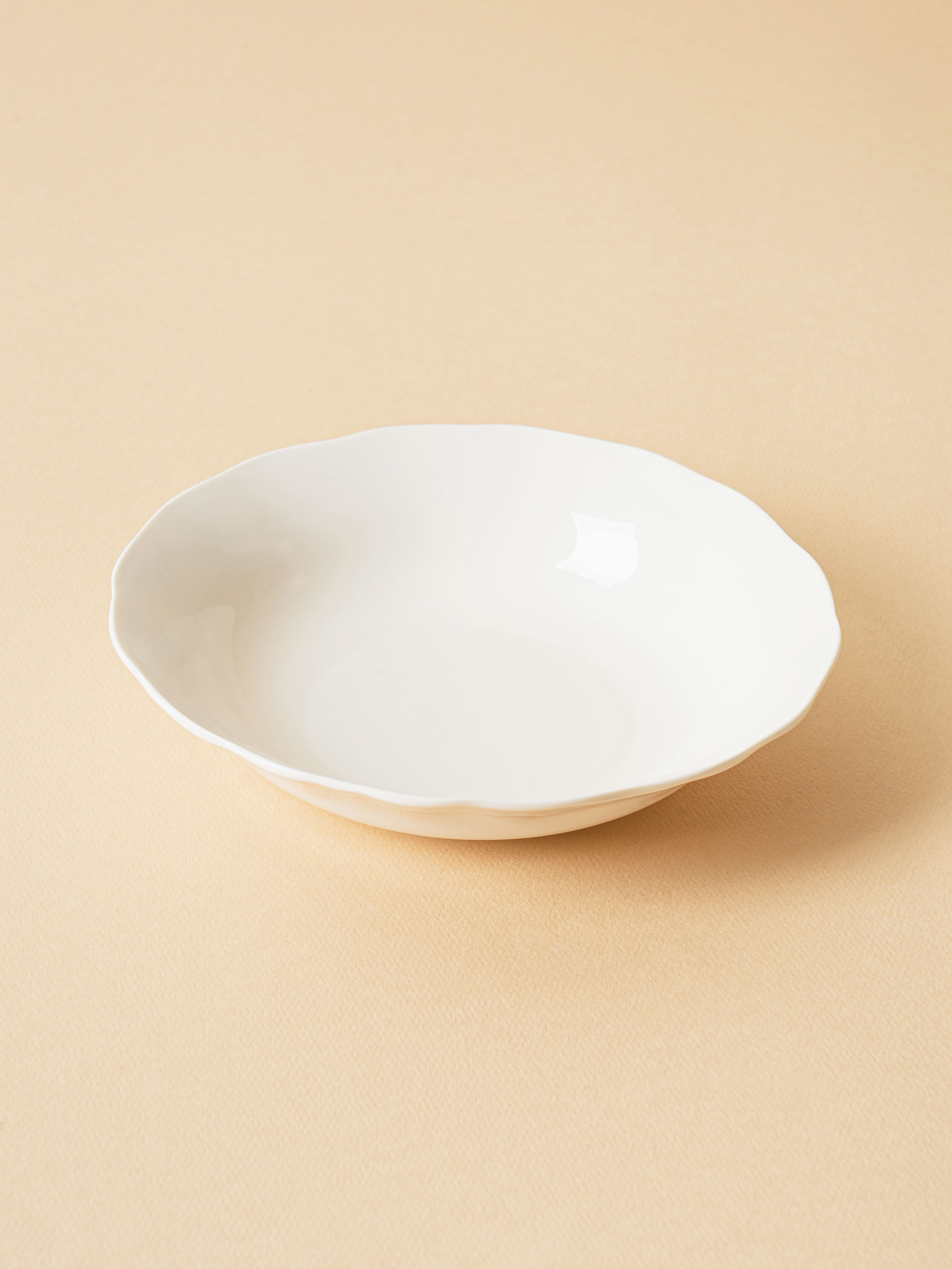 화이트 물결 라인 깊은 찬기 20.5 cm