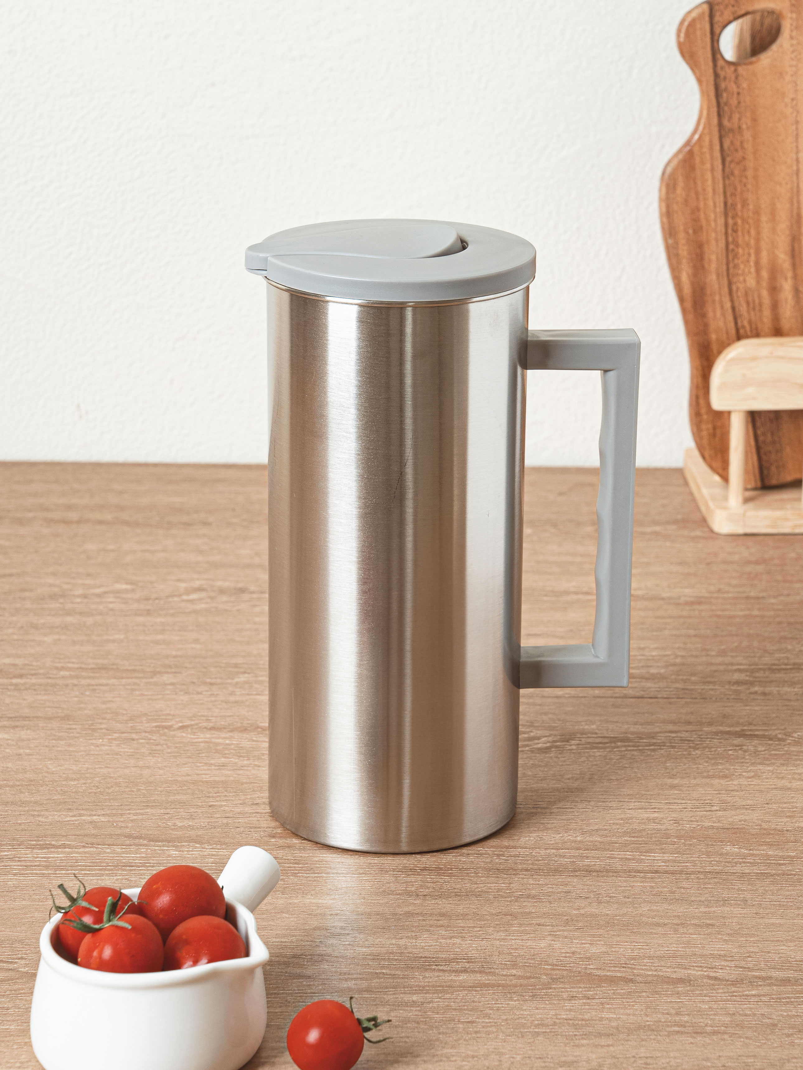 스테인리스 손잡이 물병 1.6 L 그레이