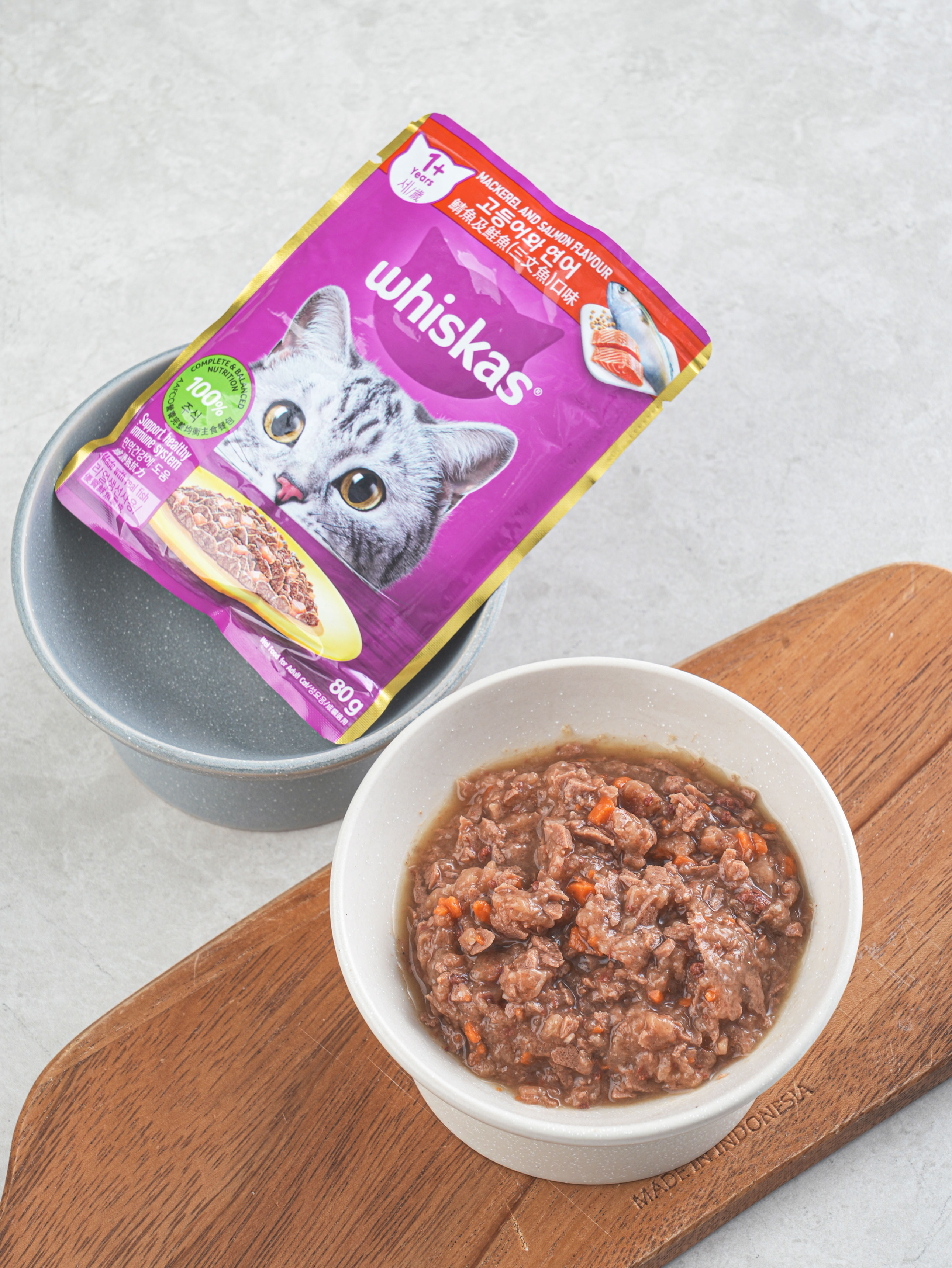 [Питомец] Whiskas пауч для взрослых кошек 80 g скумбрия и лосось