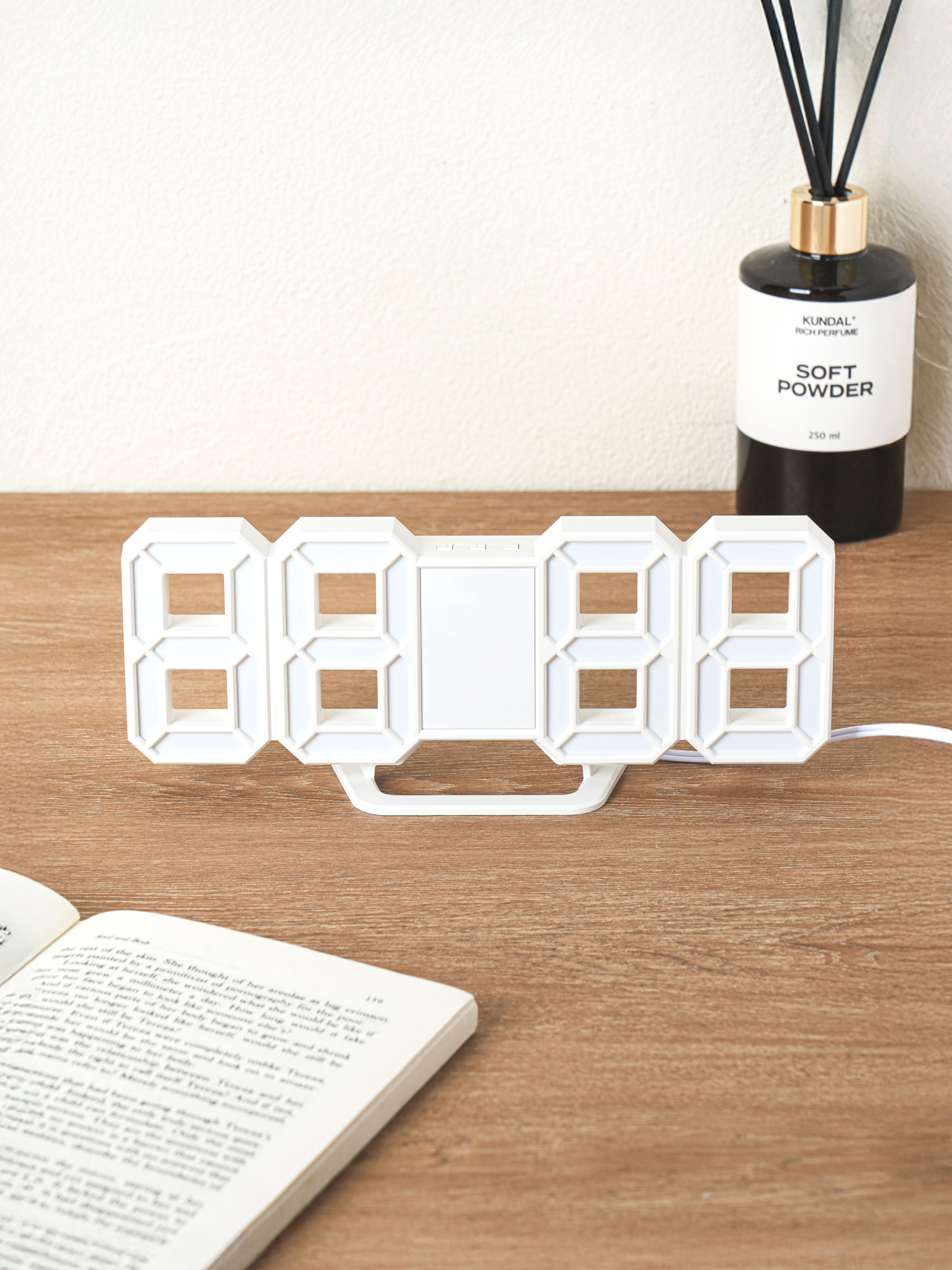 3D 디지털 탁상시계