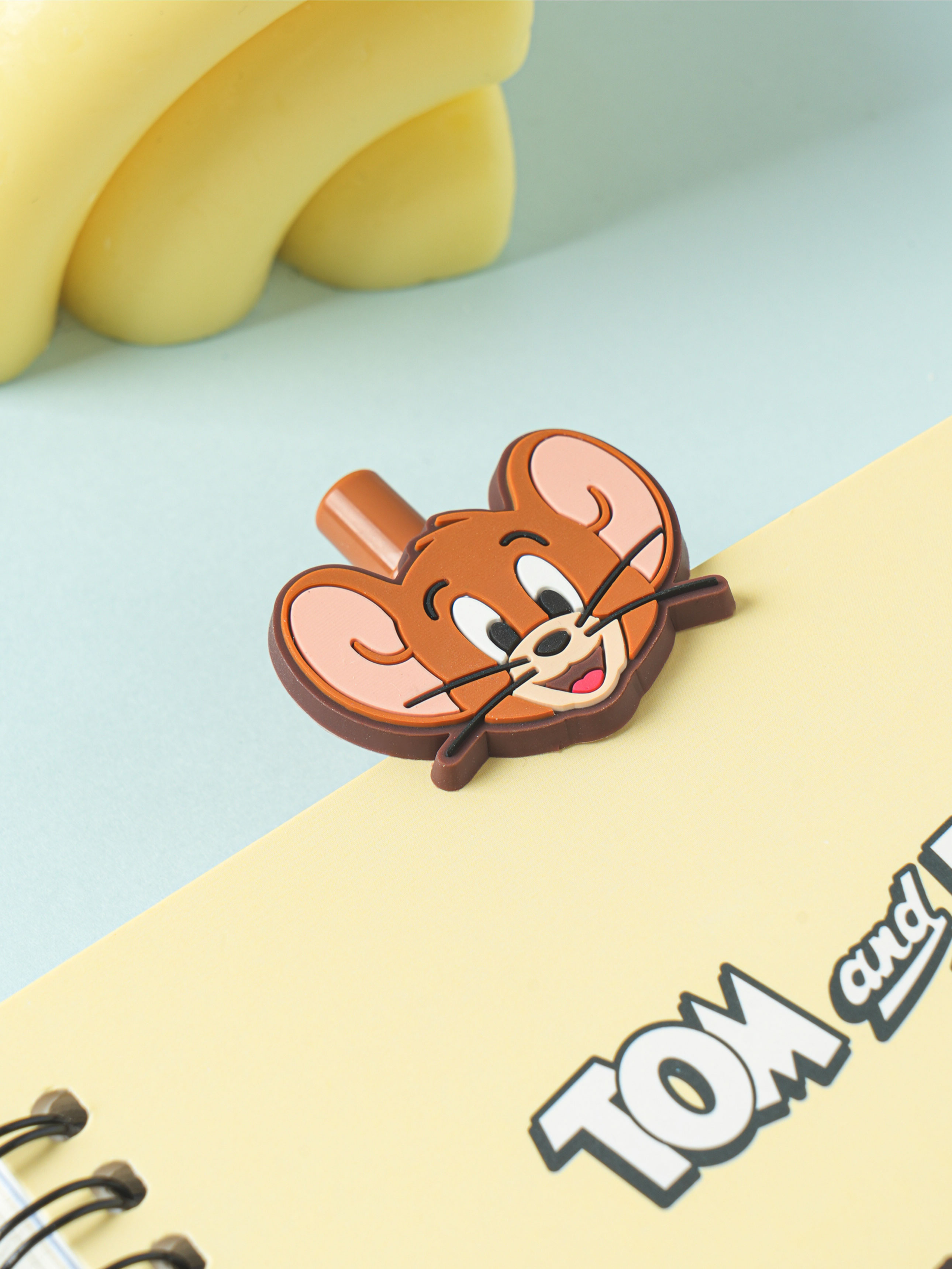 Шариковая ручка Tom and Jerry 0.5 мм черная