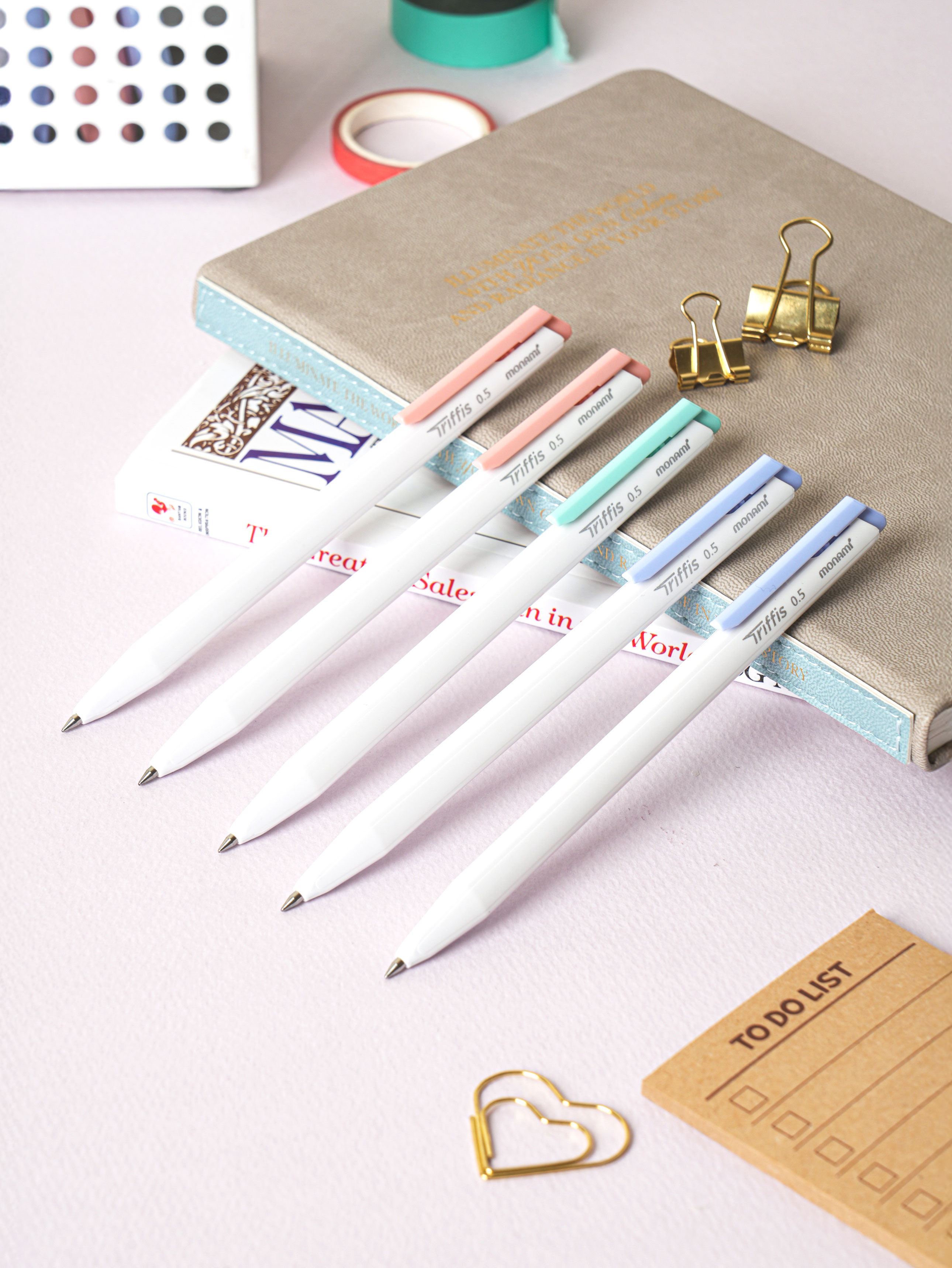 모나미 트리피스 유성 볼펜  0.5 mm 5개입 검정