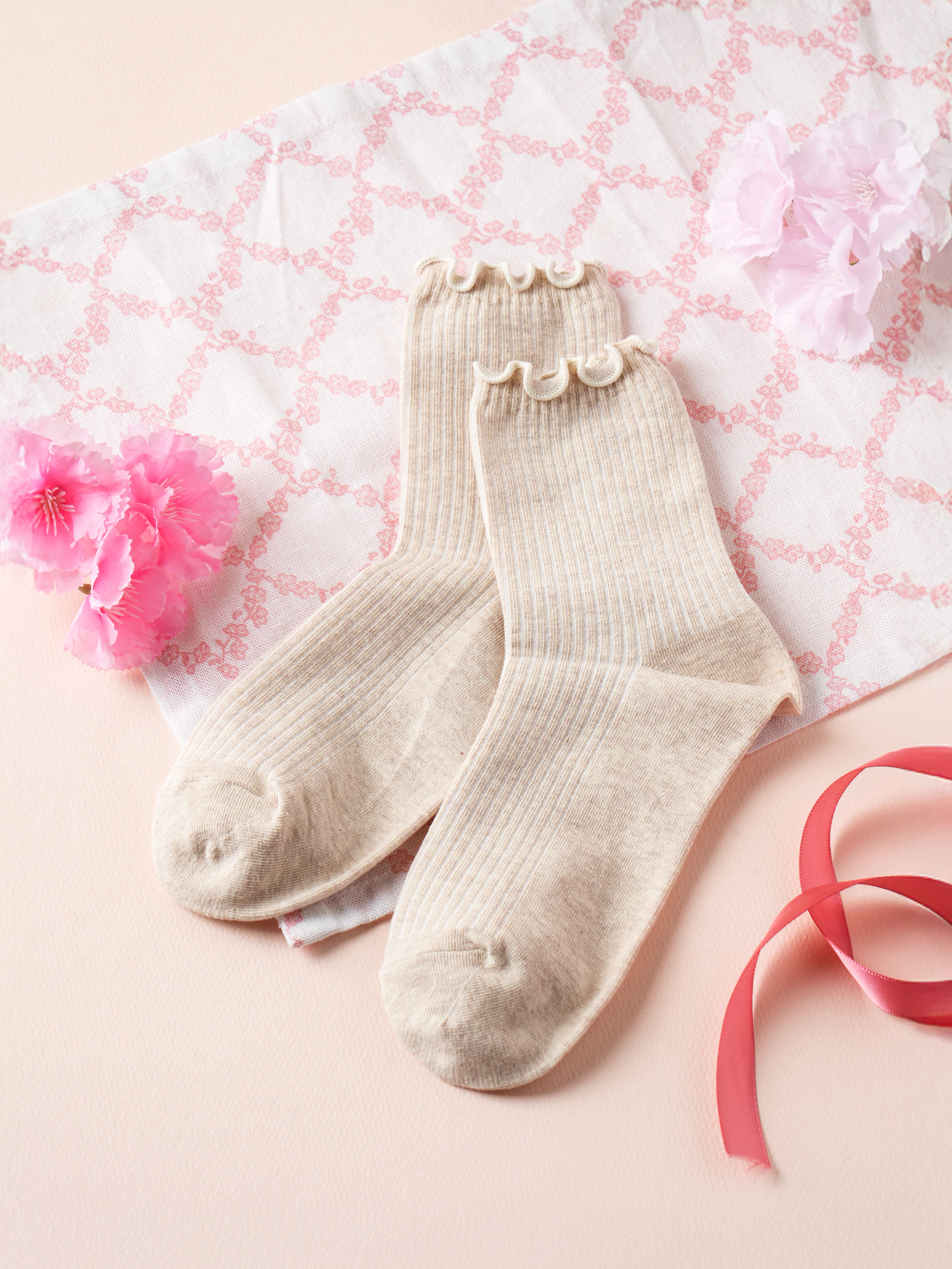 Женские носки в рубчик Kikiya Socks, бежевые
