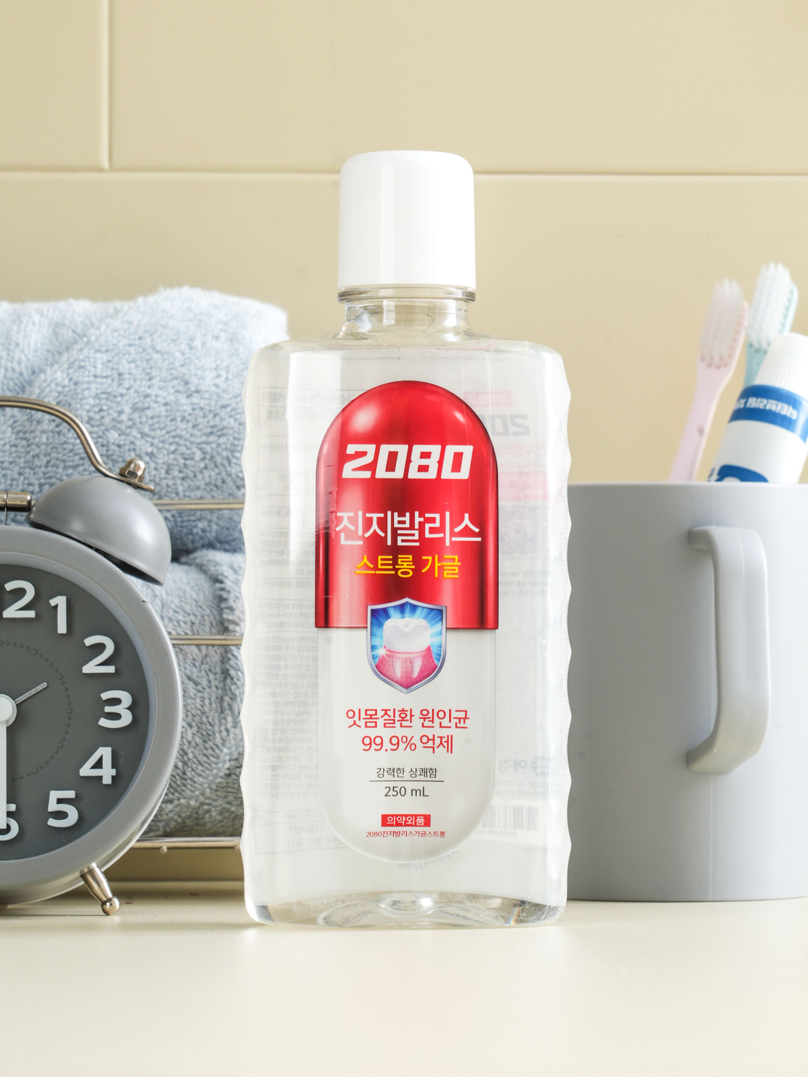 2080 진지발리스 가글 250 ml 스트롱