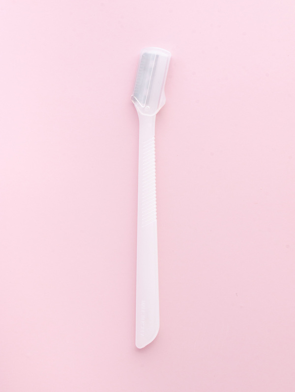 올리브데코 눈썹 정리용 칼
