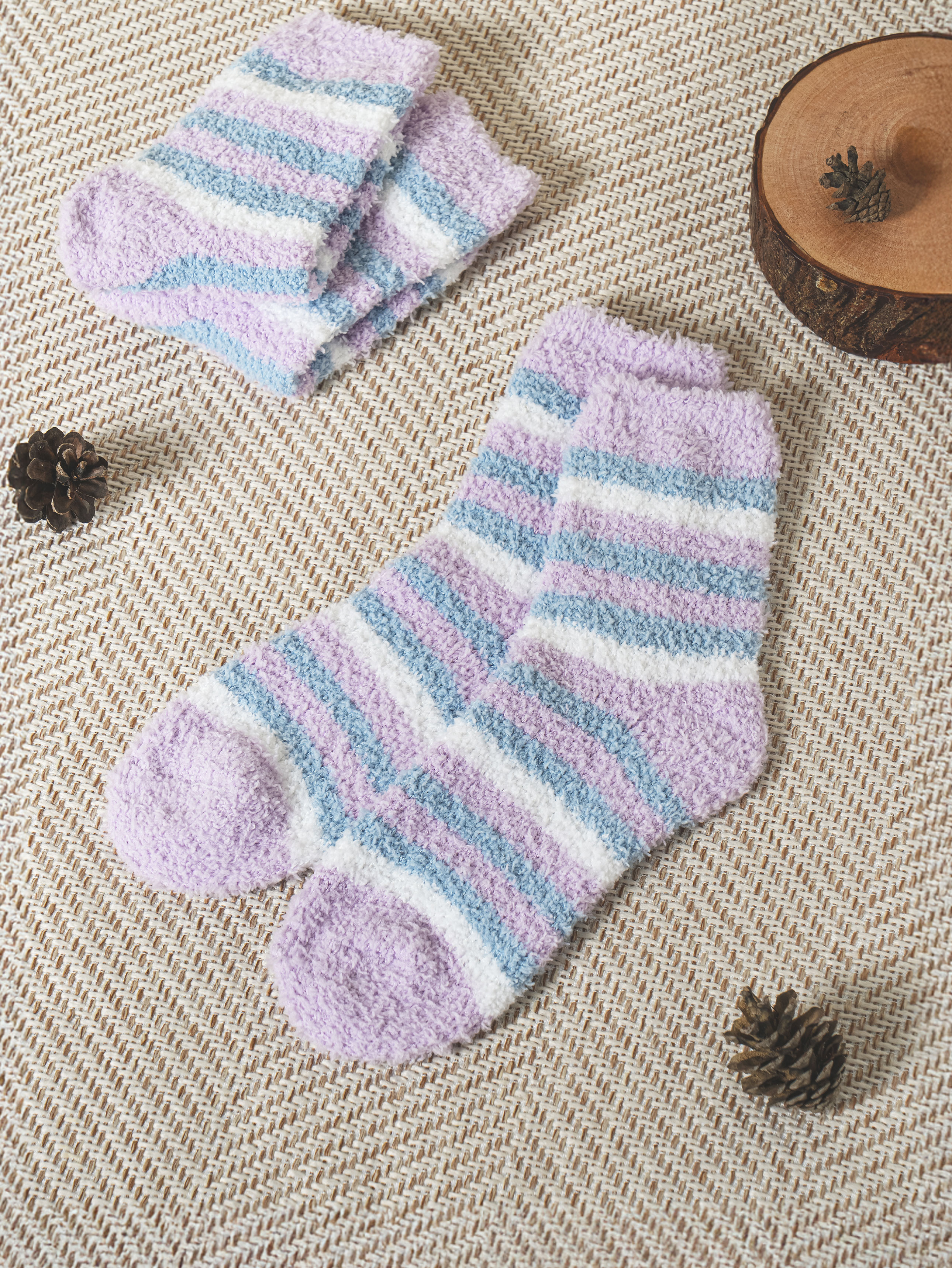 Женские махровые носки Monfoot