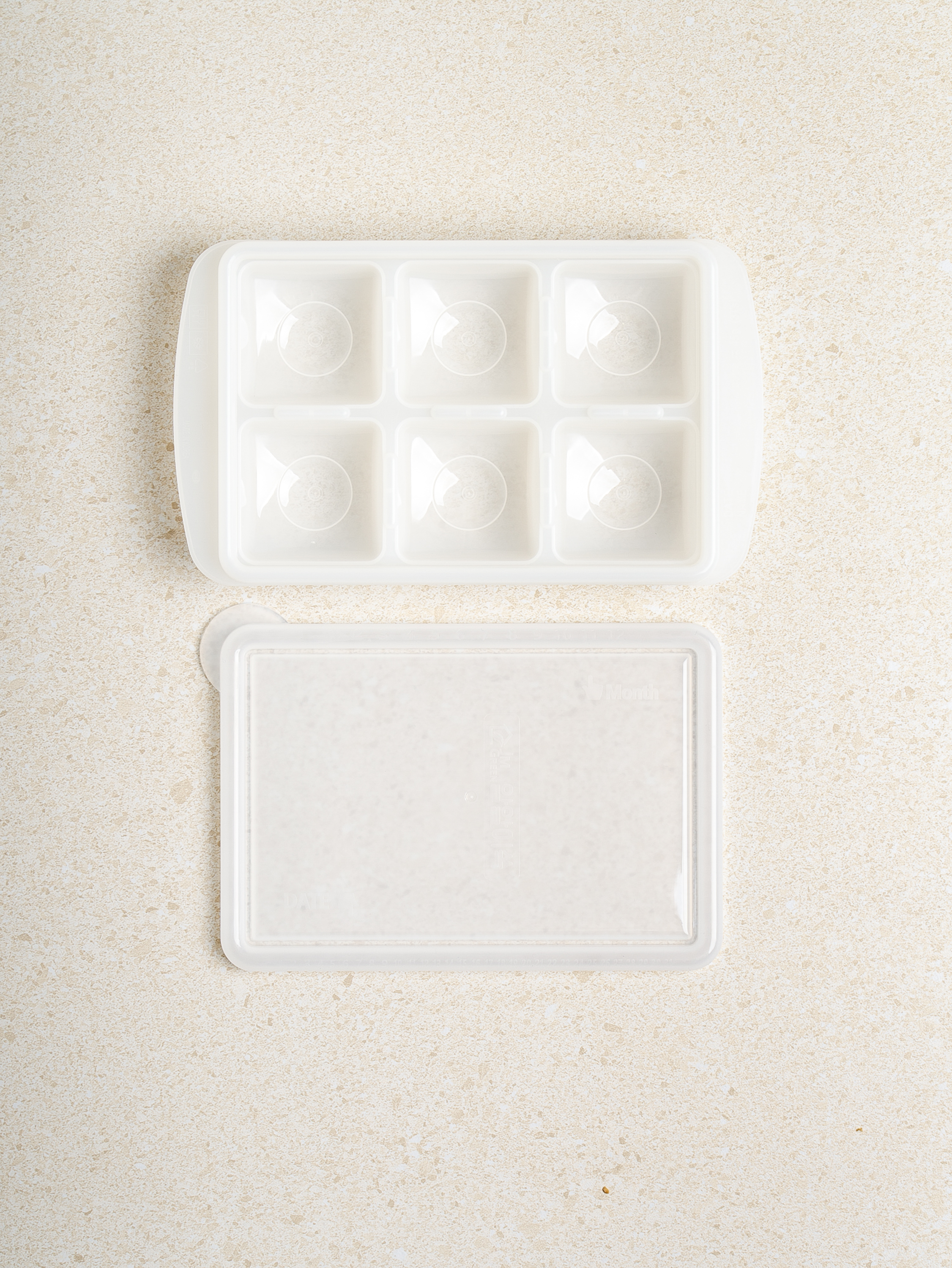 바닥을 누르면 쏙 빠지는 알알이쏙 용기 45ml X 6구