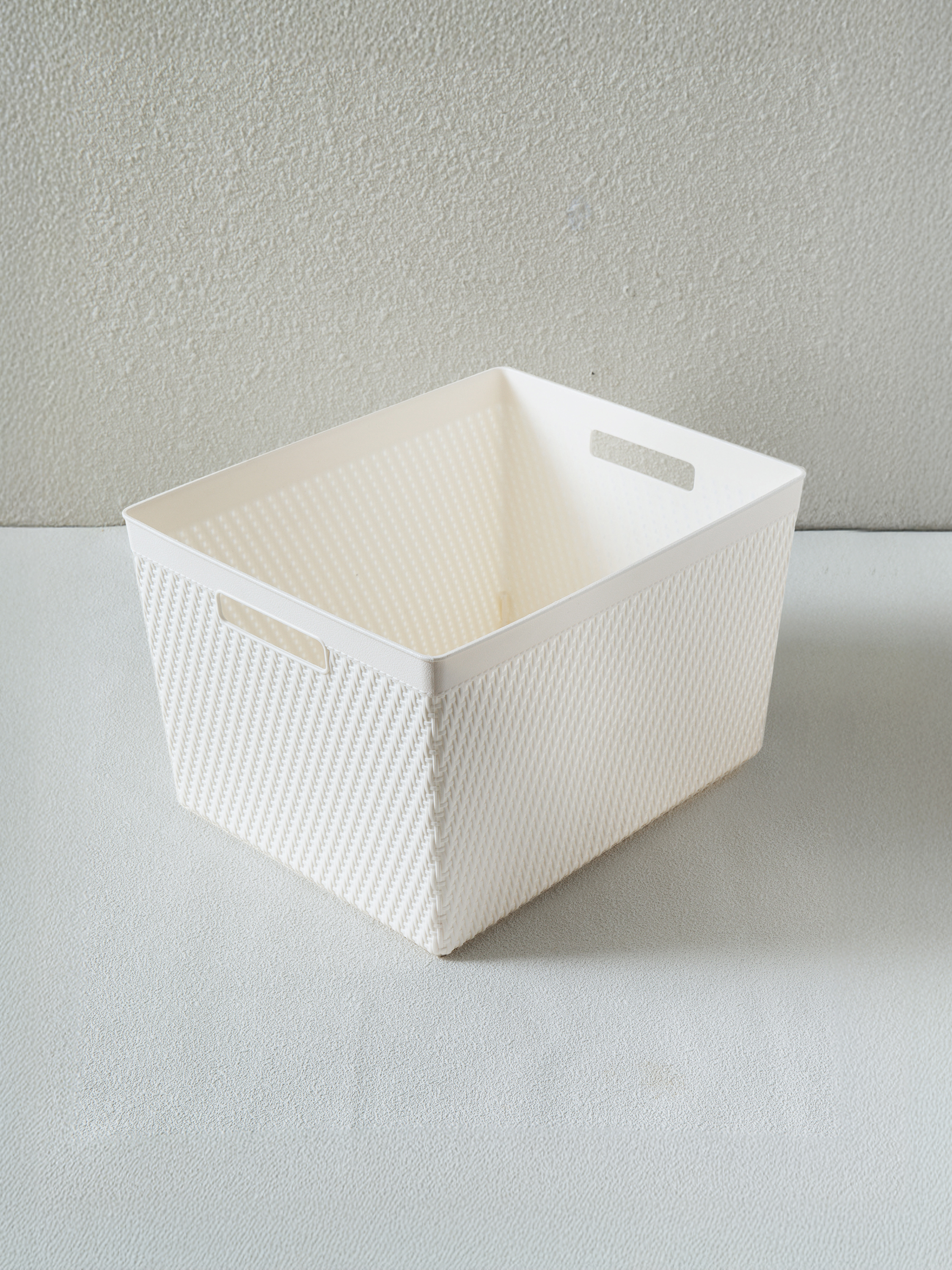 라탄 패턴 바구니 아이보리 35 X 26 X 21 cm