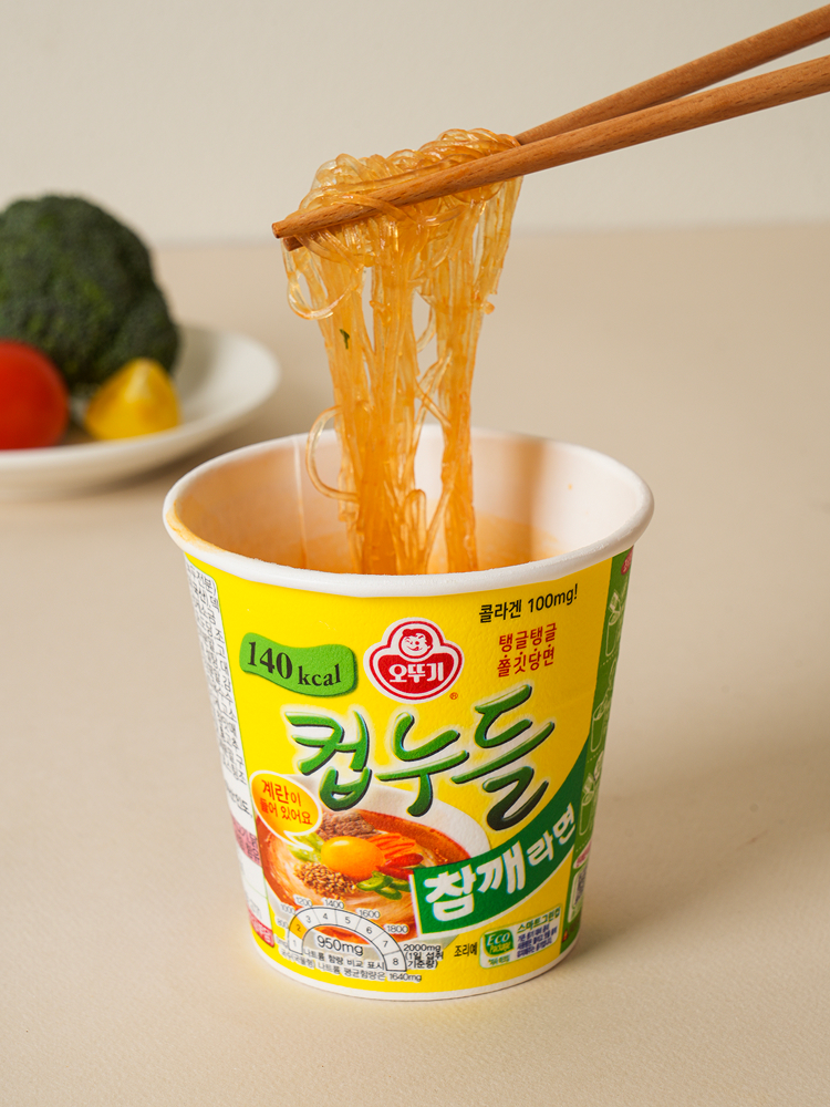 Лапша Ottogi Cup Noodle кунжутный рамен