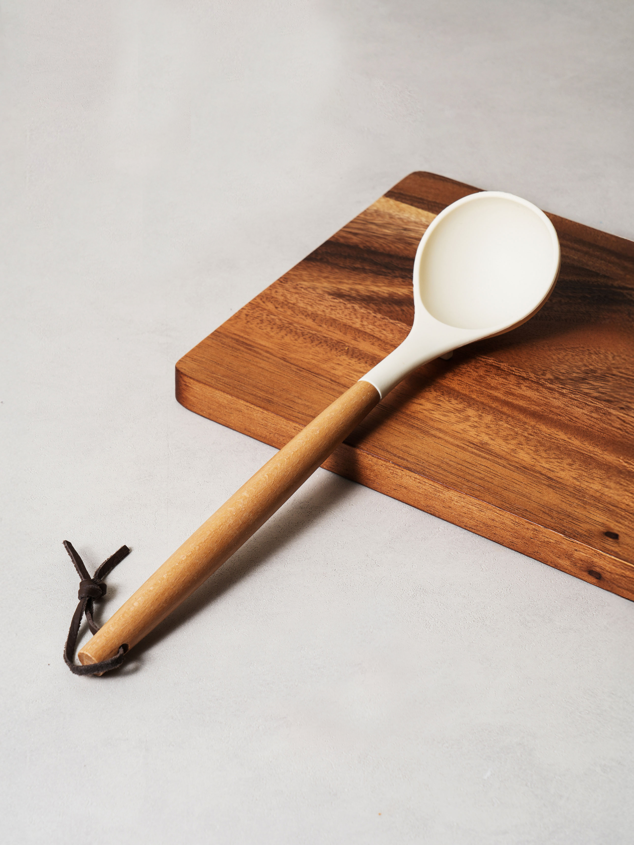 우드 손잡이 실리콘 국자 30 cm