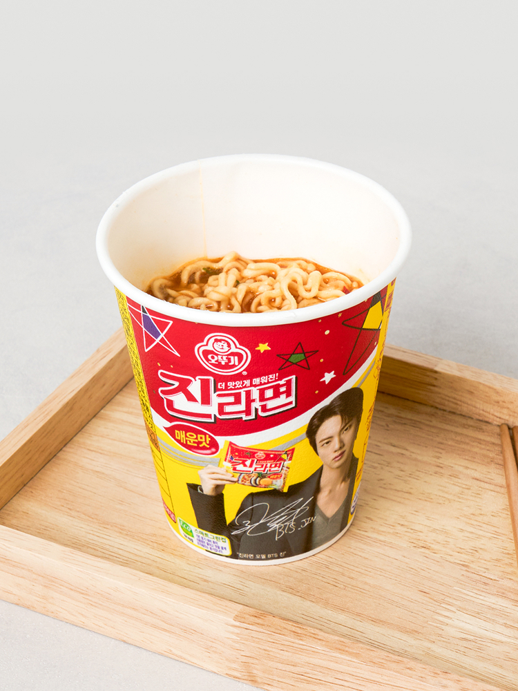Лапша Ottogi Jin Ramen острая, мал. стакан, 6 шт.