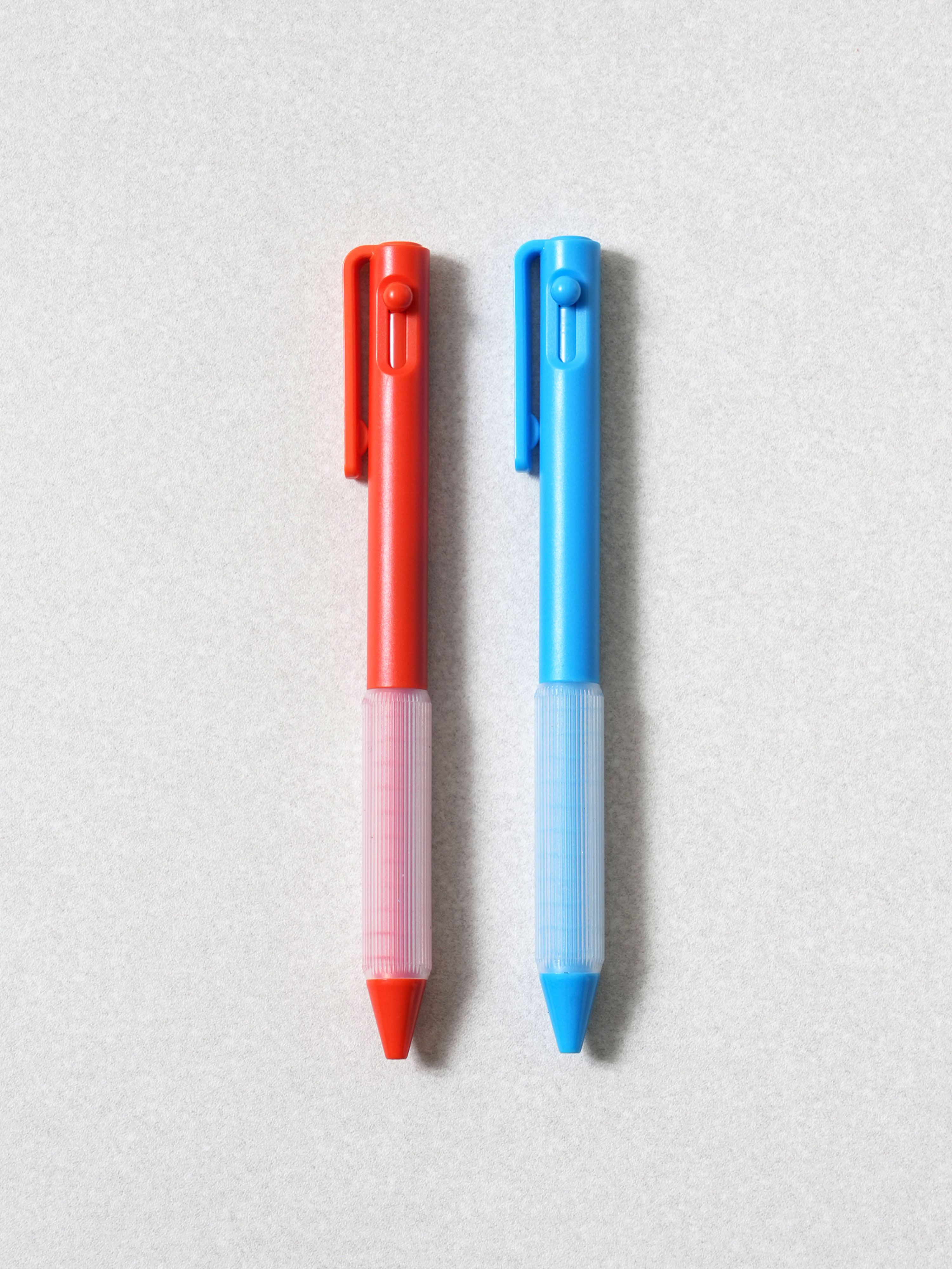 사이드 노크식 그립 중성펜 0.5 mm 2개입 검정