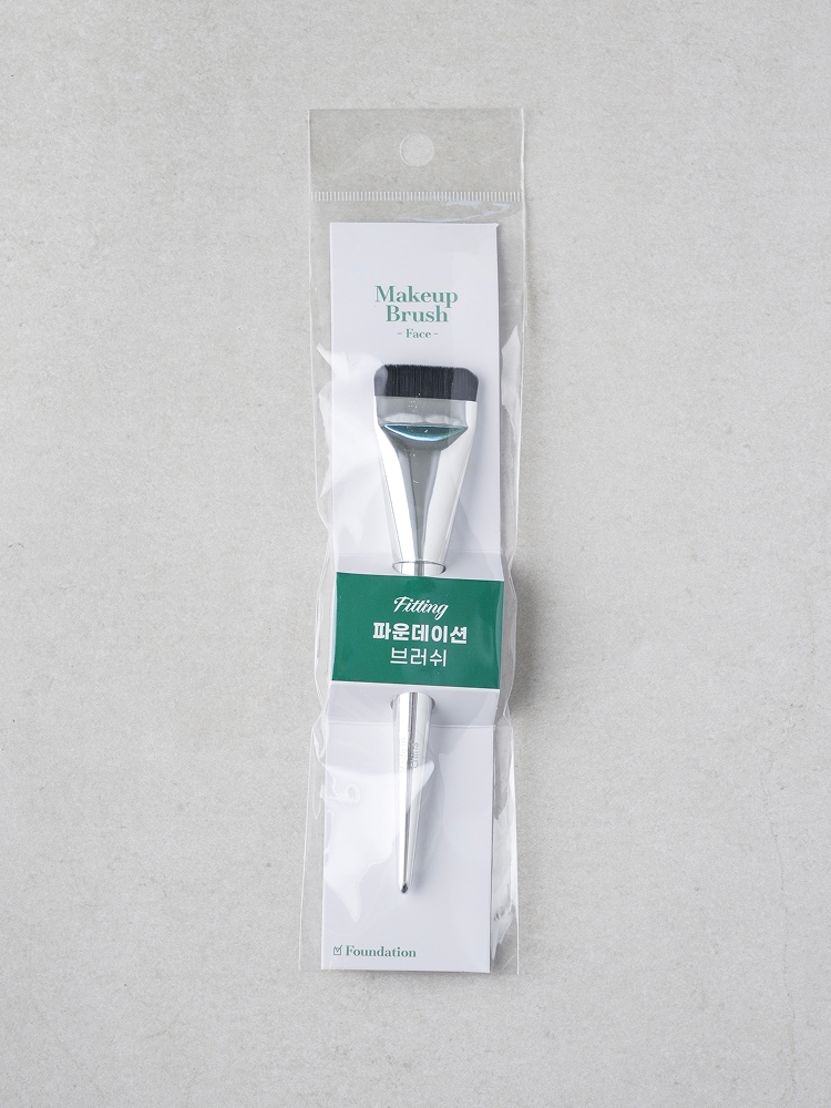 [균일밀착]스패츌러 밀착 파운데이션 브러시