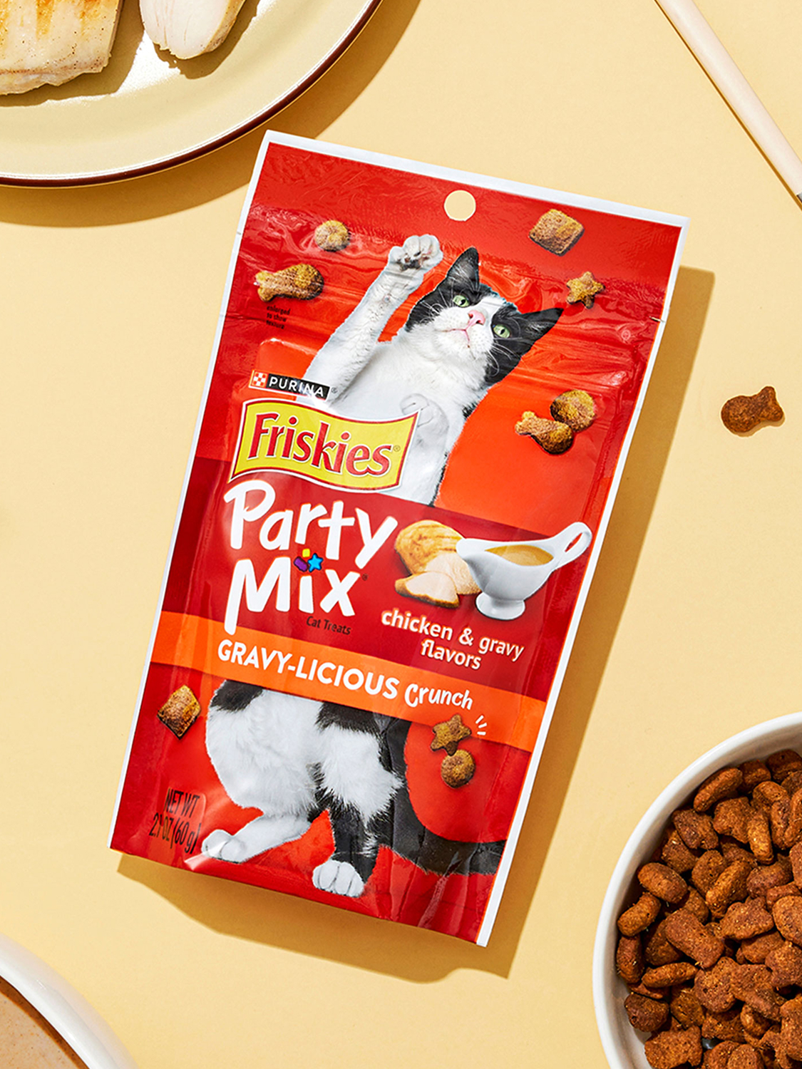 [Для питомцев] Friskies Party Mix со вкусом курицы 60 г