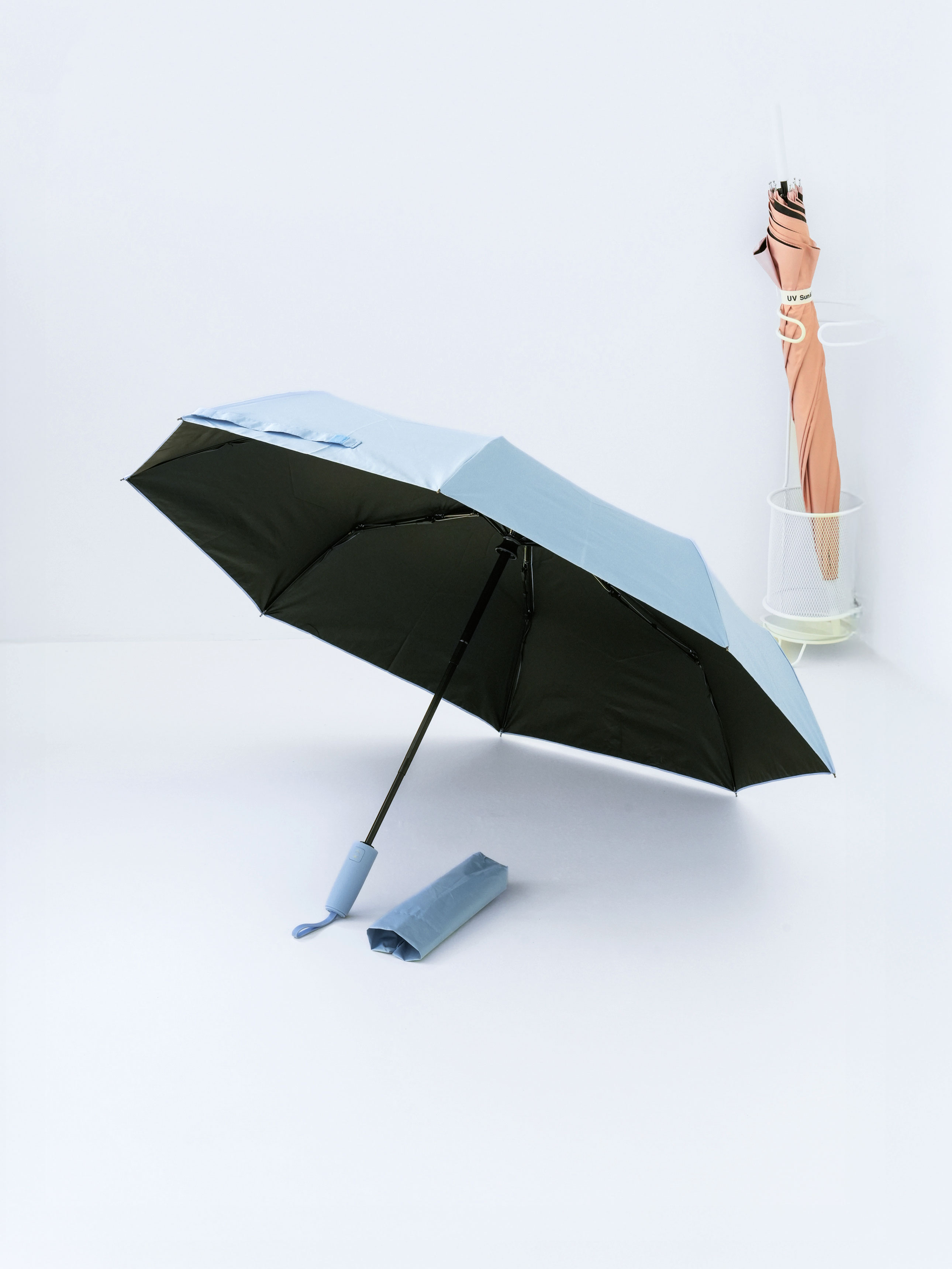 [UV 최대 99% 차단] 3단 긴 손잡이 암막 우양산 8K 56 cm 블루