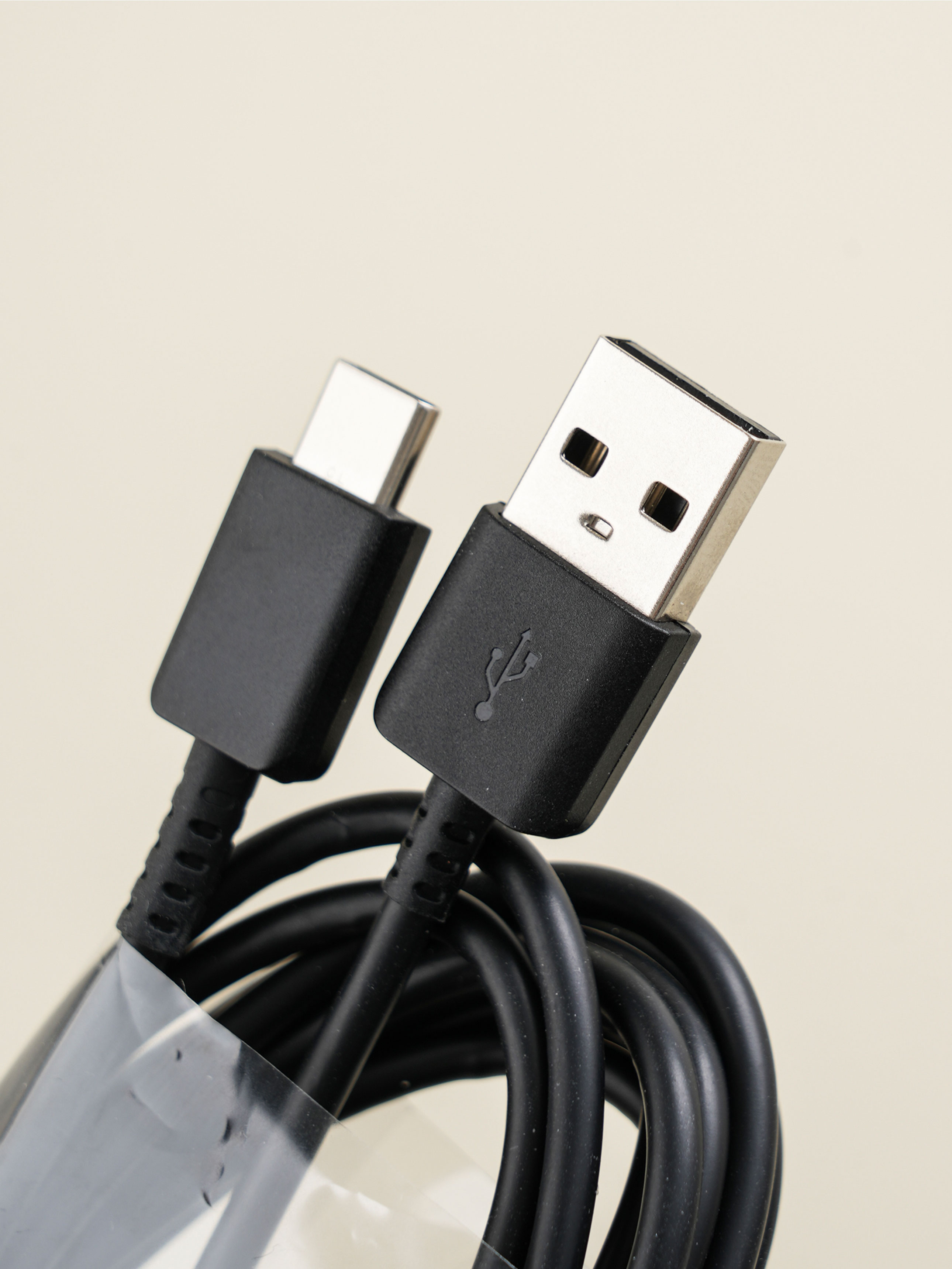 Hwaseong Elecom кабель USB-A - USB-C 3 м черный