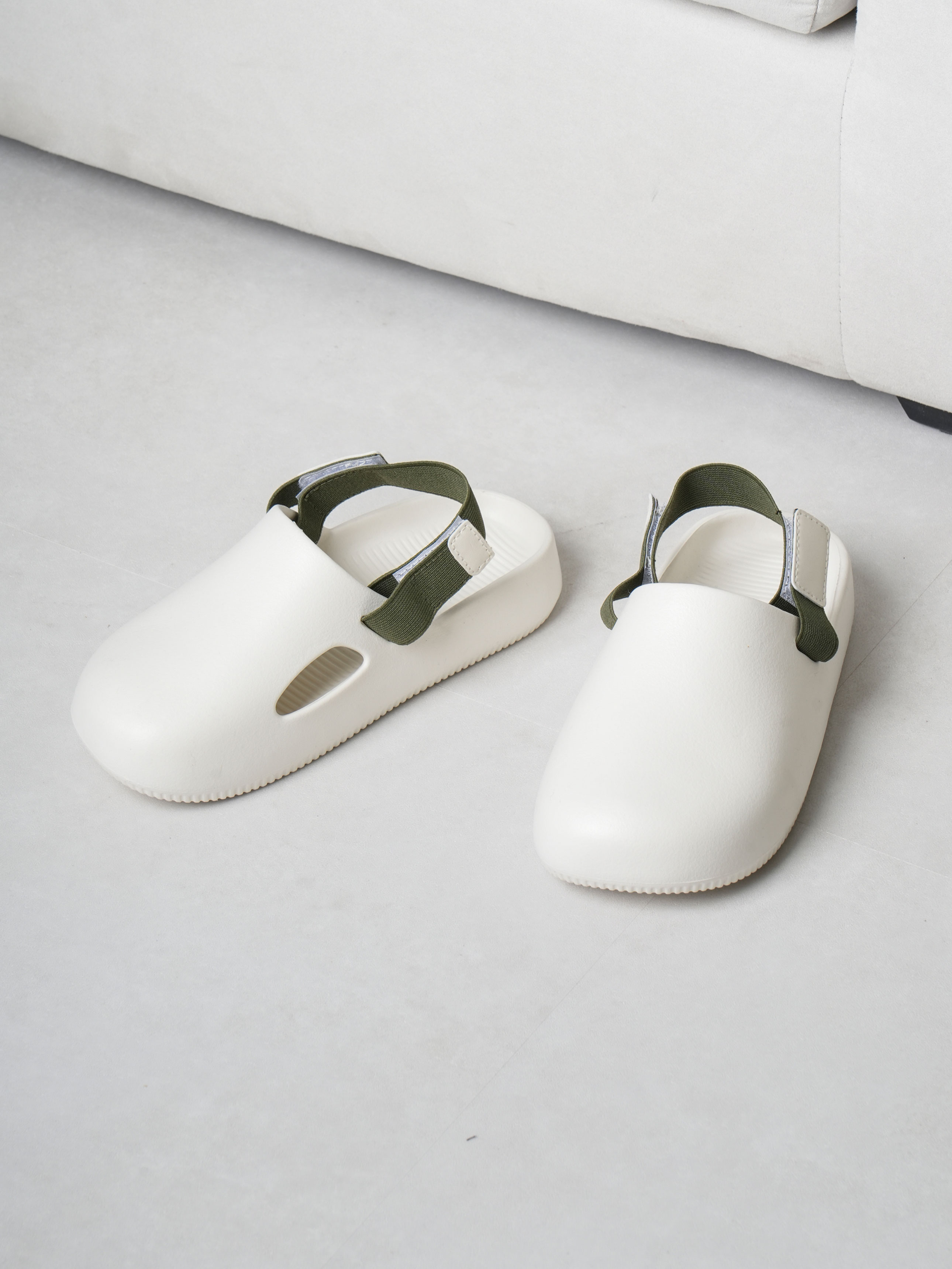막힘형 밴딩 샌들 230~250 mm